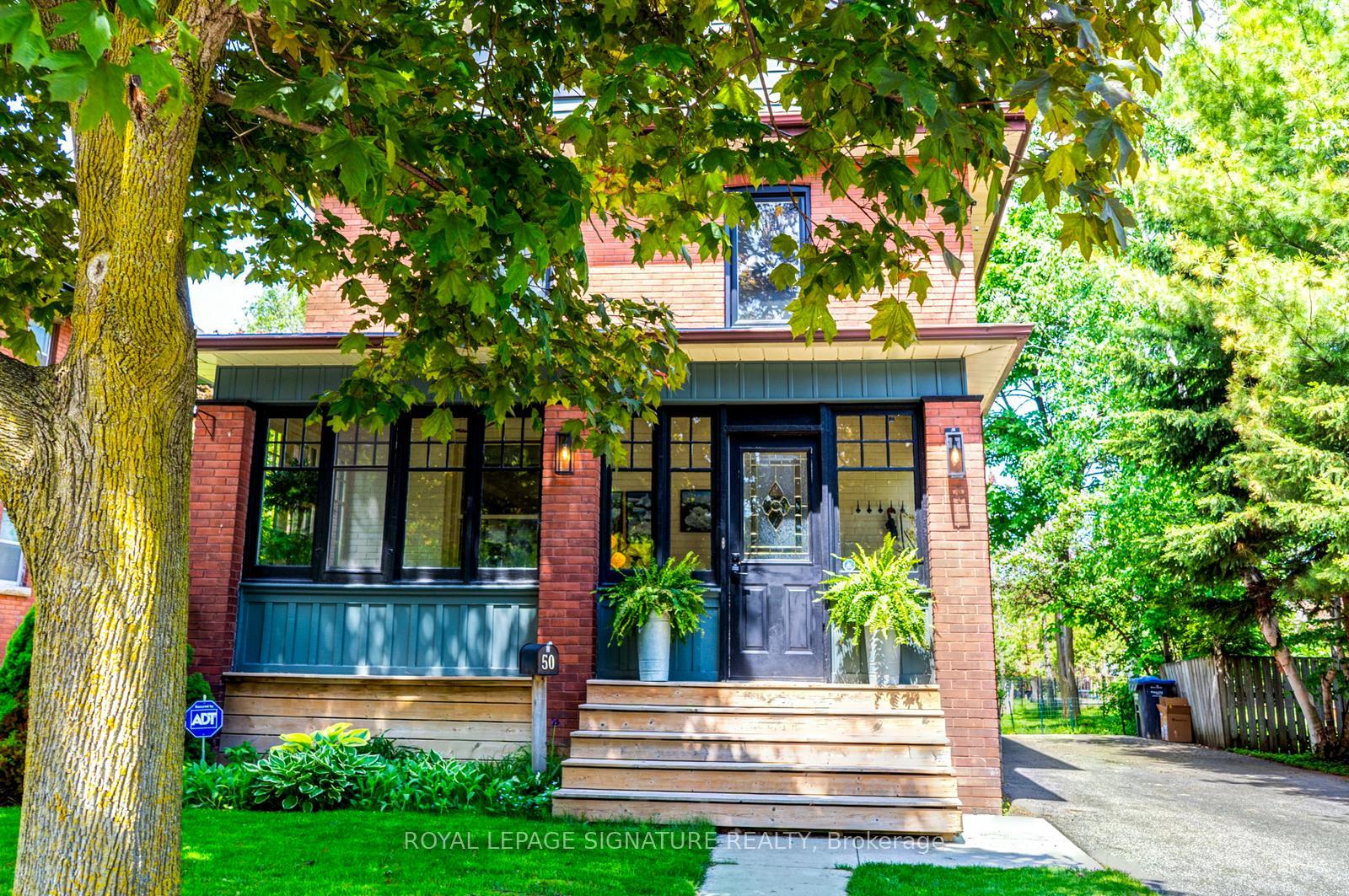 Photo 3 of 50 Rosedale Avenue W, Brampton, Downtown Brampton — HOMEH