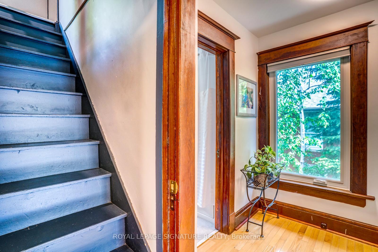 Photo 22 of 50 Rosedale Avenue W, Brampton, Downtown Brampton — HOMEH
