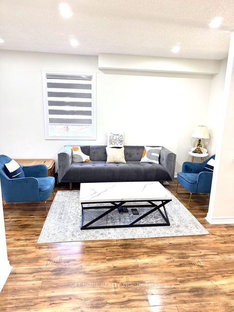 Photo 2 of 93 Tessler Crescent, Brampton, Brampton West — HOMEH