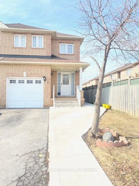 Photo 3 of 93 Tessler Crescent, Brampton, Brampton West — HOMEH