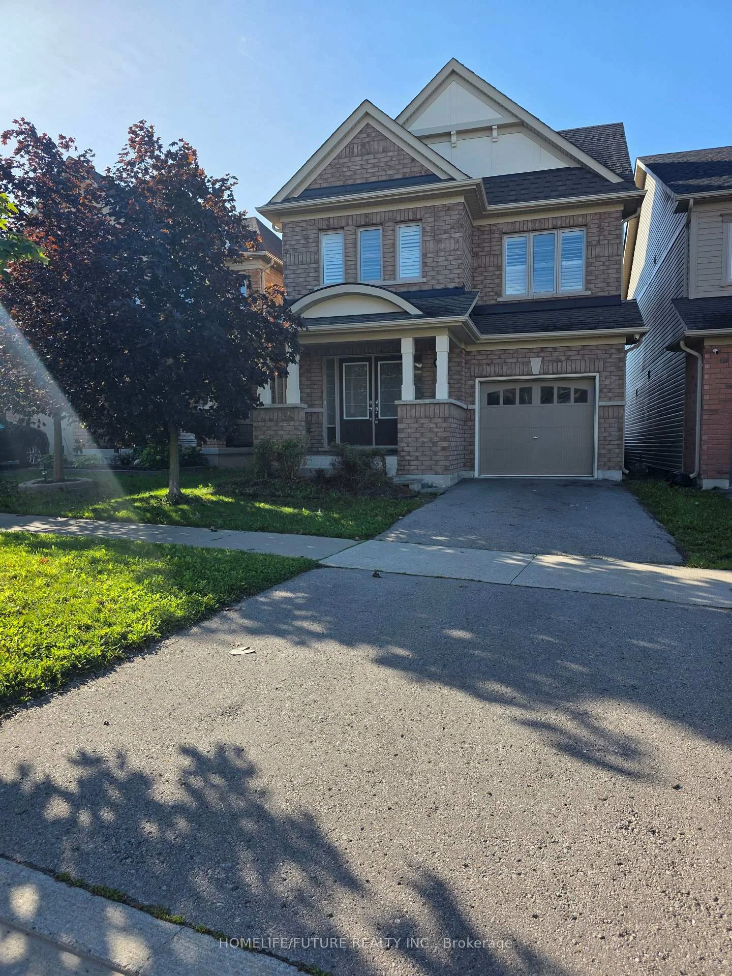 Photo 1 of 215 Windfields Farm Drive, Oshawa, Windfields — HOMEH