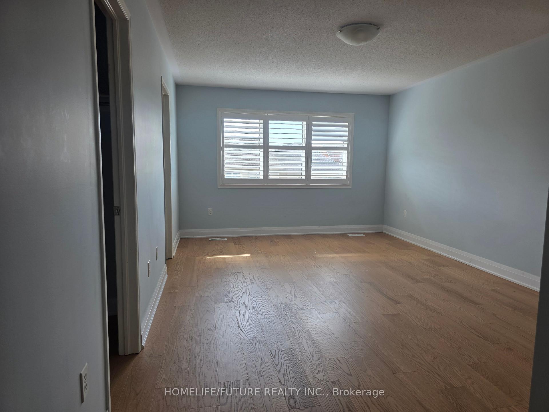 Photo 30 of 215 Windfields Farm Drive, Oshawa, Windfields — HOMEH