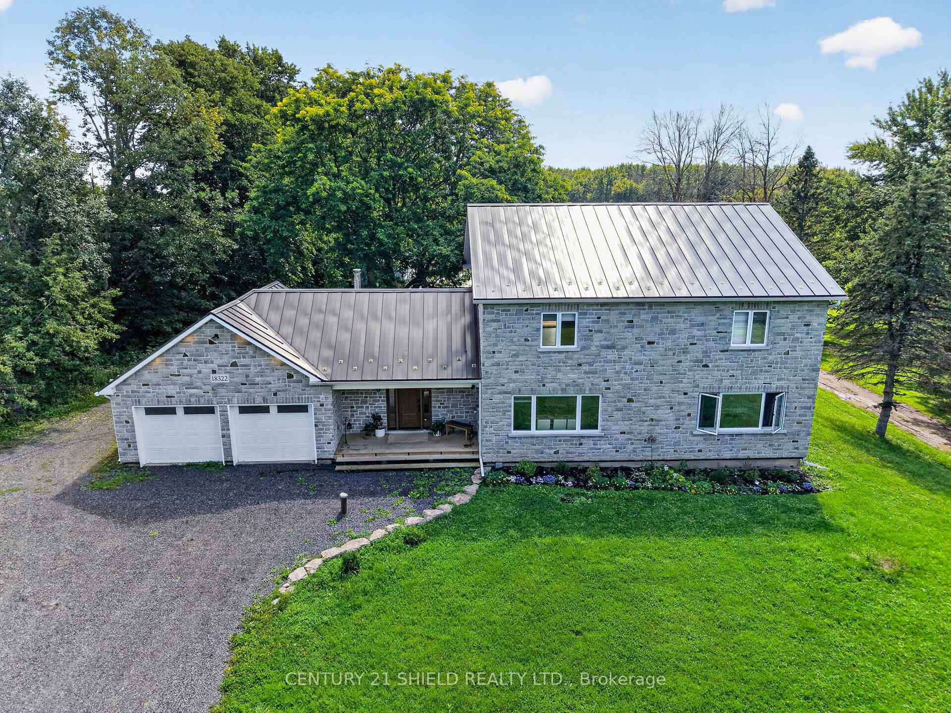 Photo 1 of 18322 Glen Road, South Glengarry, South Glengarry (Charlottenburgh) Twp — HOMEH