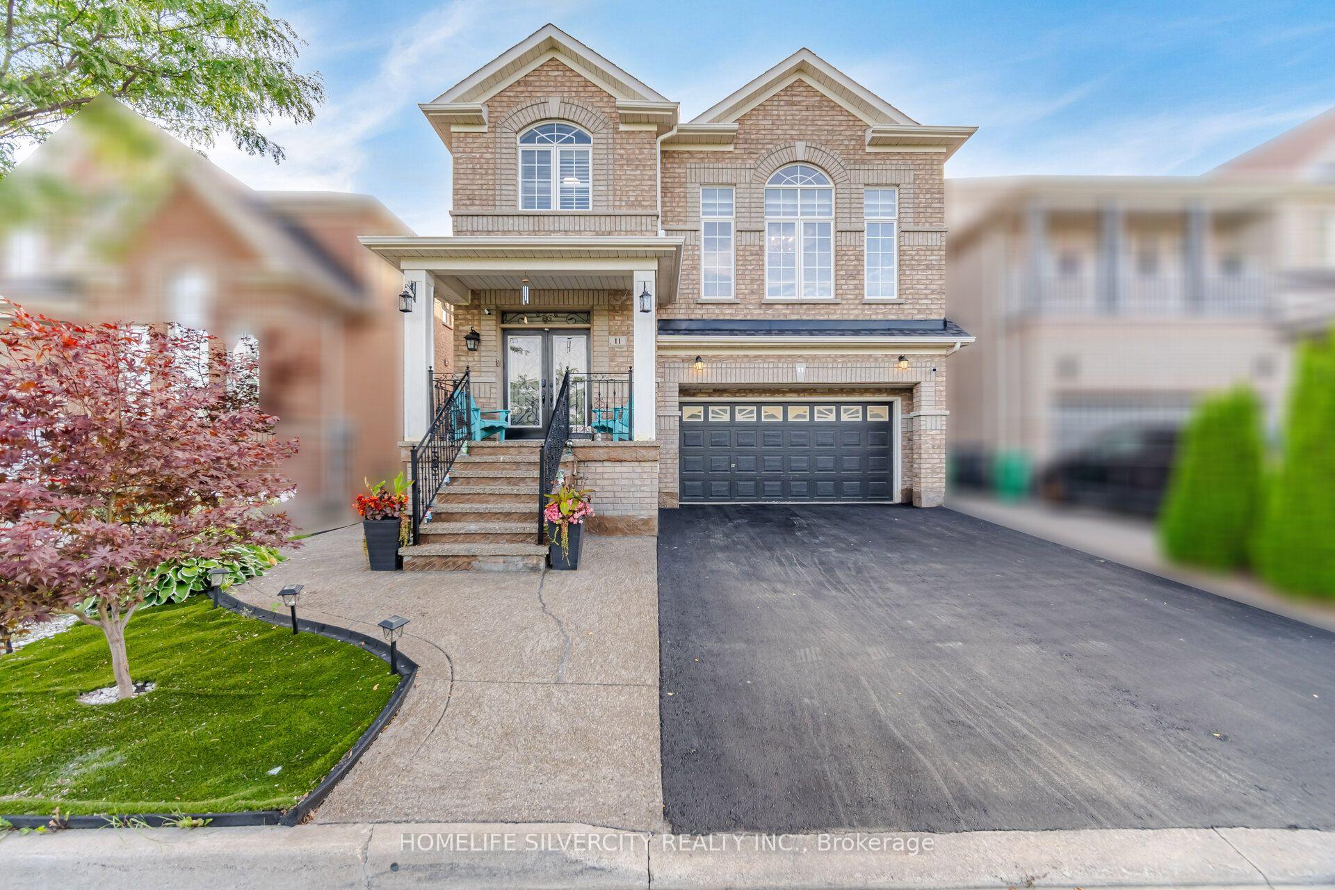 Photo 2 of 11 Swales Crescent, Brampton, Sandringham-Wellington — HOMEH