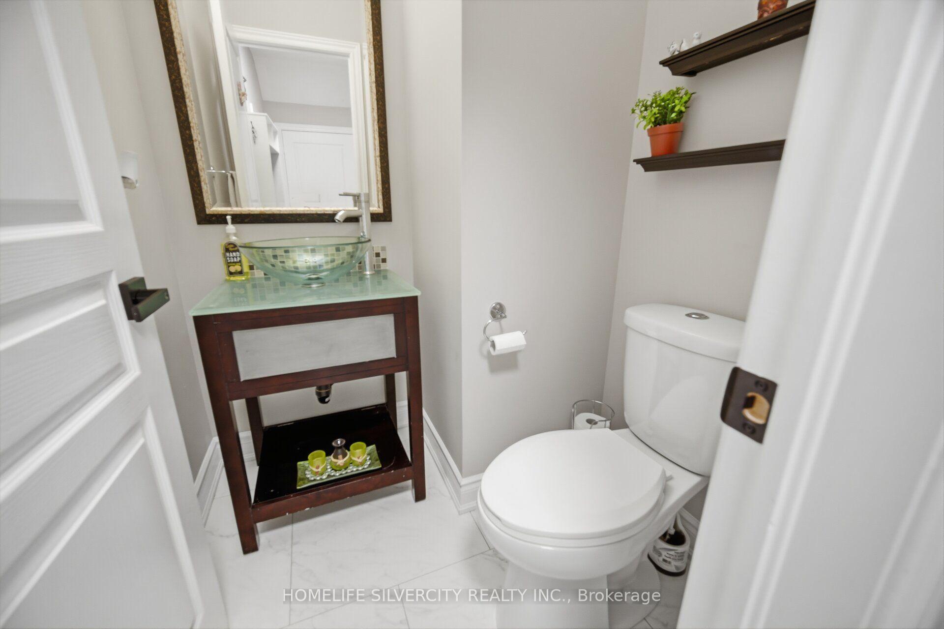 Photo 17 of 11 Swales Crescent, Brampton, Sandringham-Wellington — HOMEH