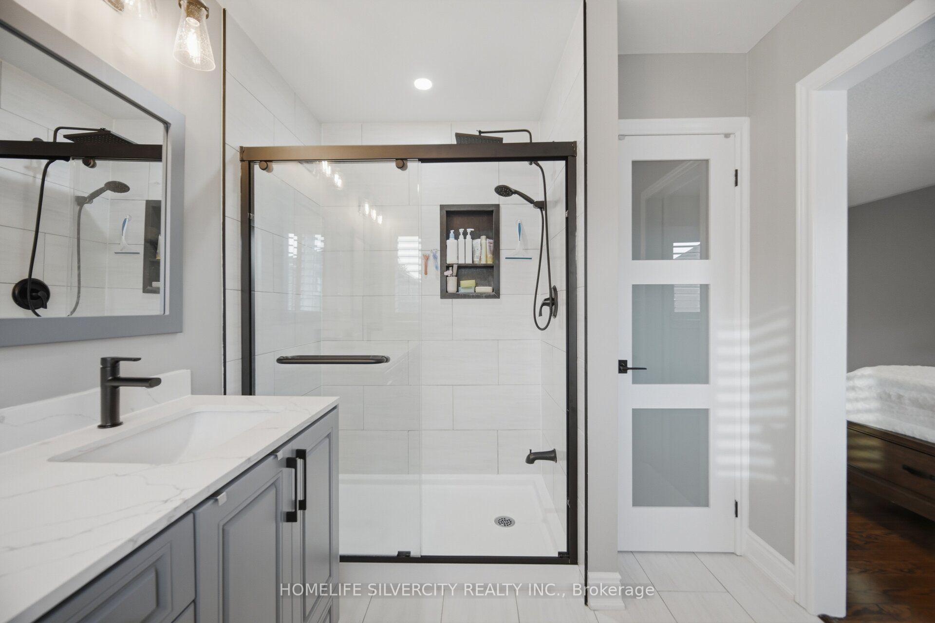Photo 26 of 11 Swales Crescent, Brampton, Sandringham-Wellington — HOMEH