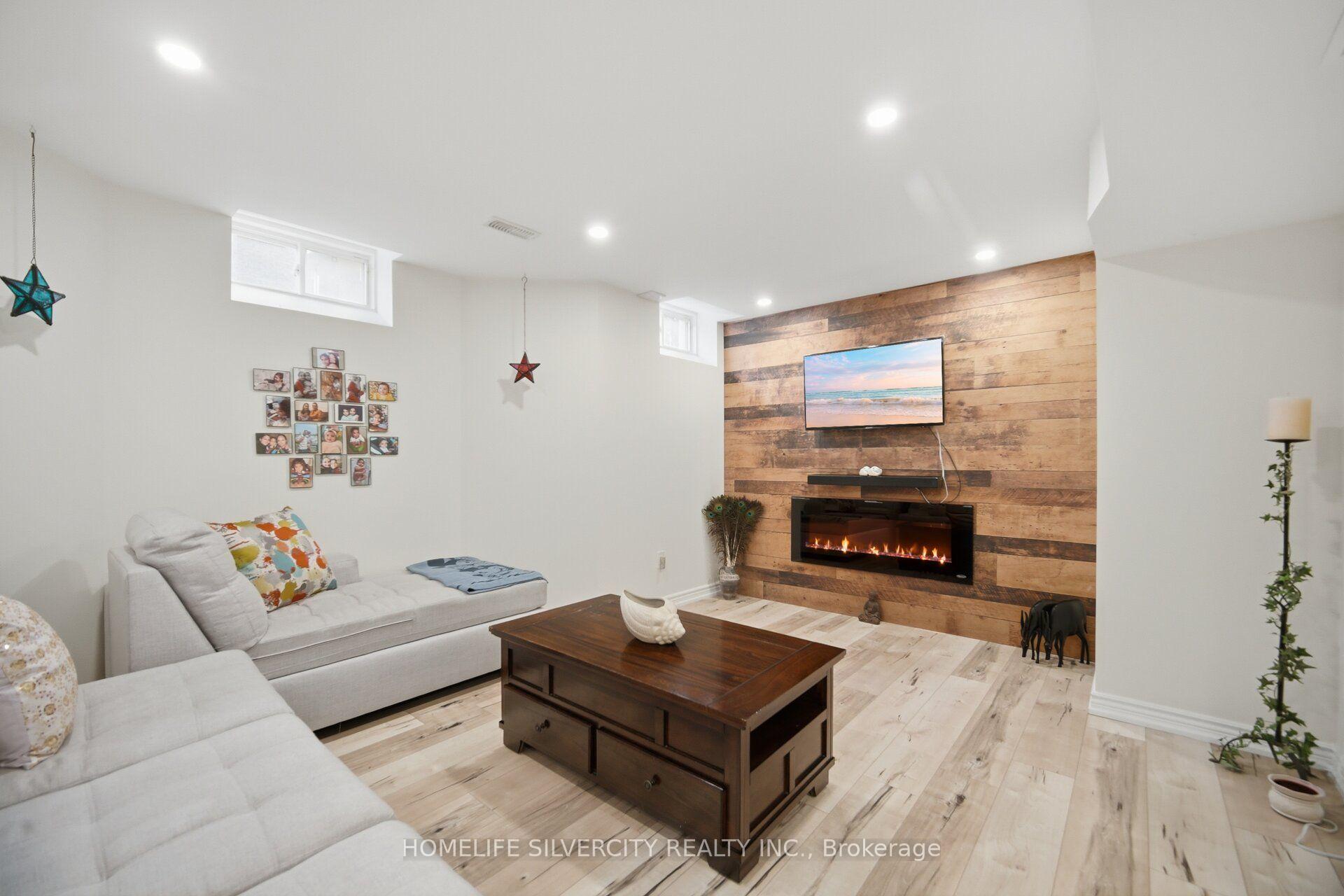 Photo 39 of 11 Swales Crescent, Brampton, Sandringham-Wellington — HOMEH