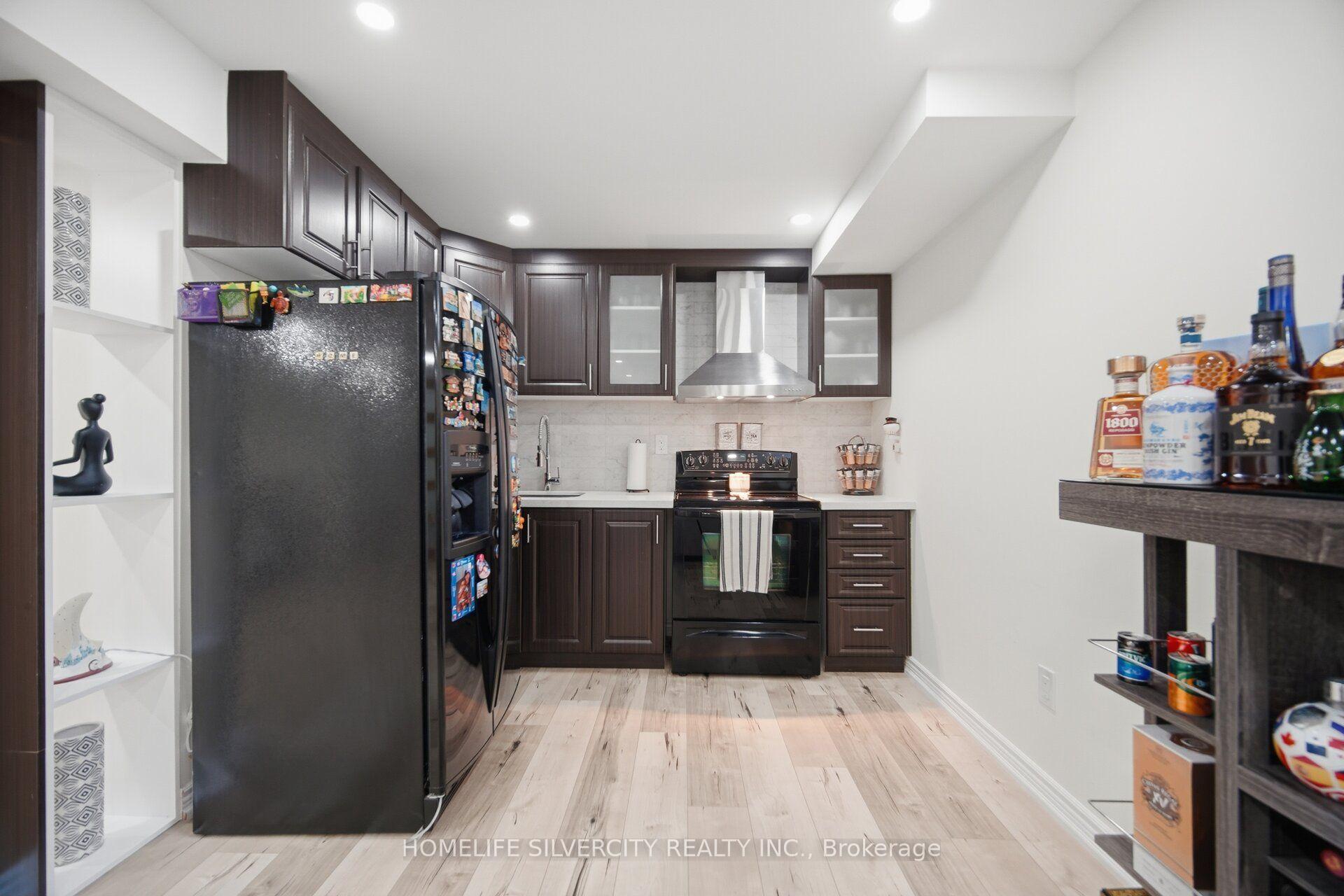 Photo 42 of 11 Swales Crescent, Brampton, Sandringham-Wellington — HOMEH