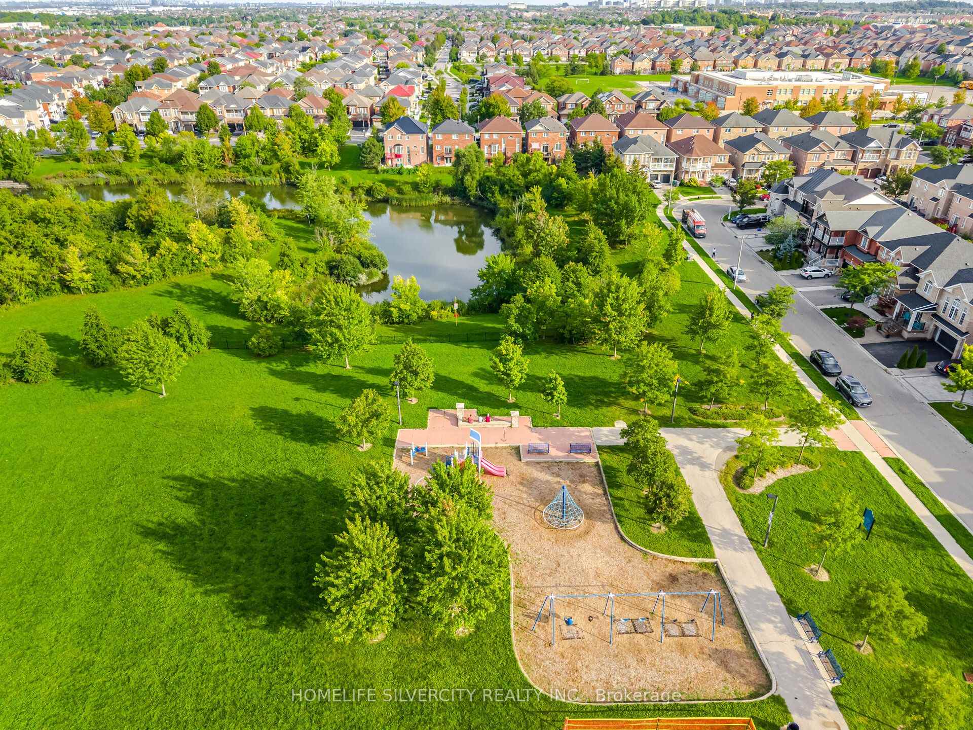 Photo 50 of 11 Swales Crescent, Brampton, Sandringham-Wellington — HOMEH