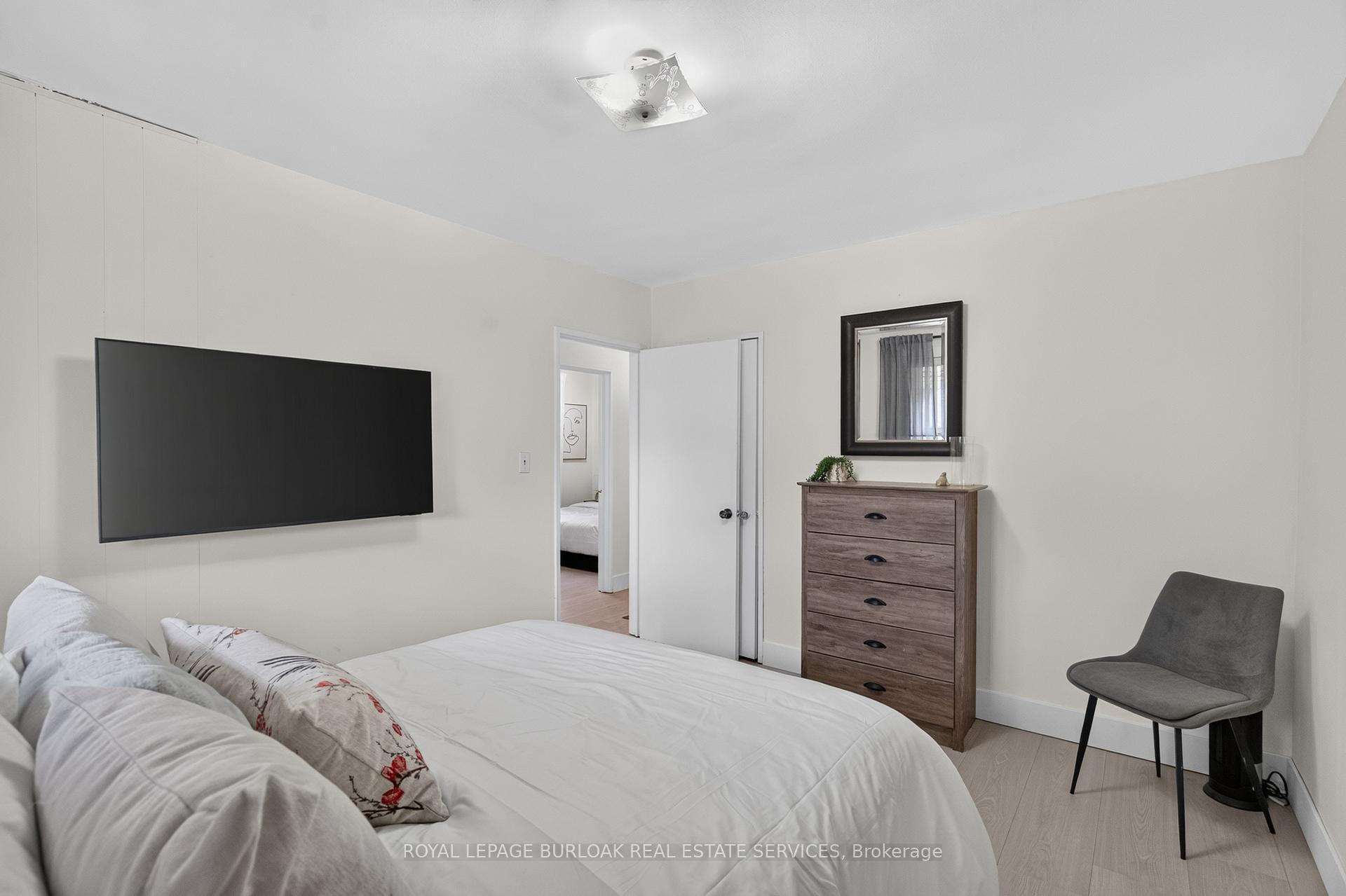 Photo 7 of 236 Hammersmith Court, Burlington, Appleby — HOMEH