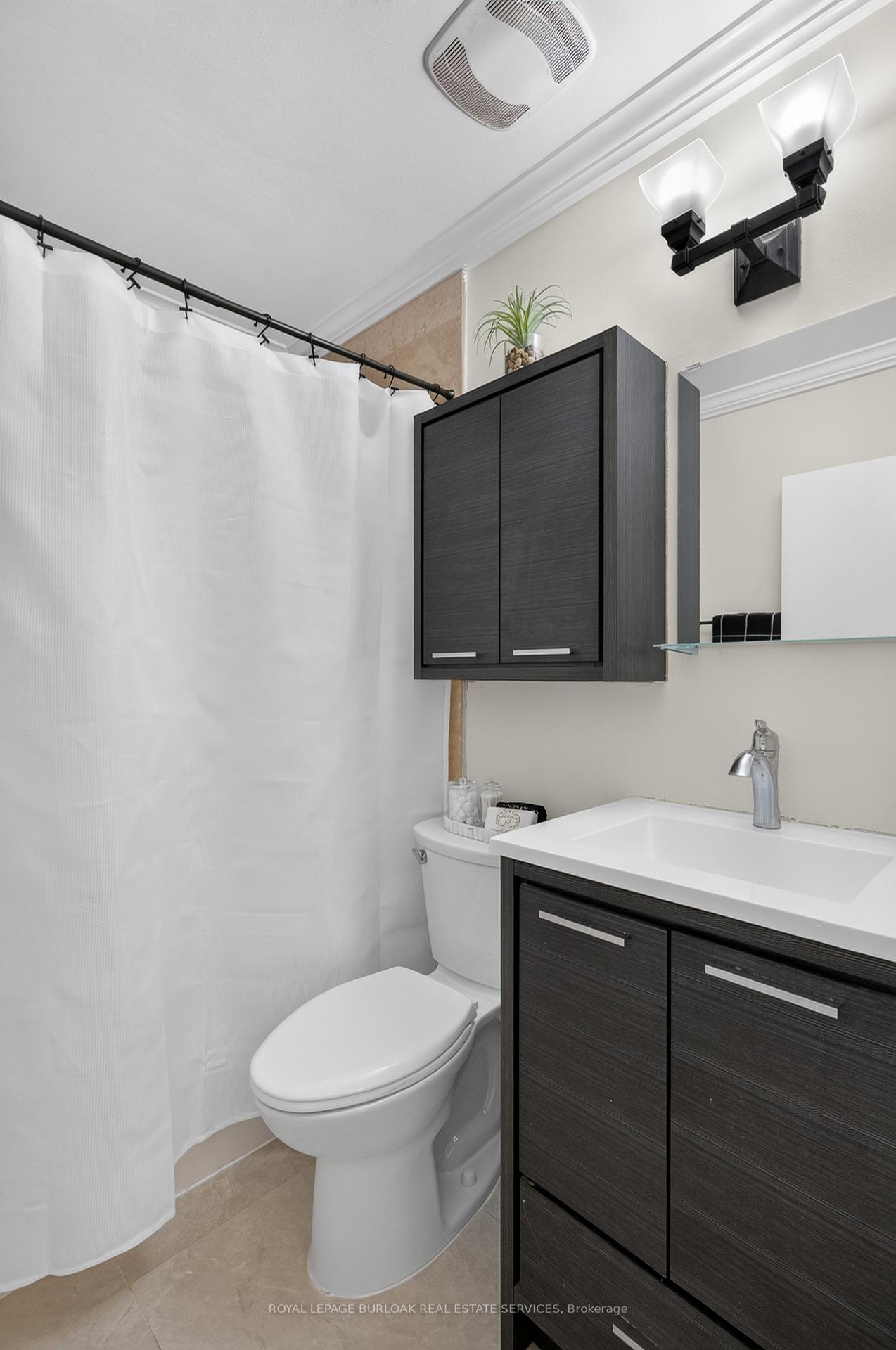 Photo 11 of 236 Hammersmith Court, Burlington, Appleby — HOMEH