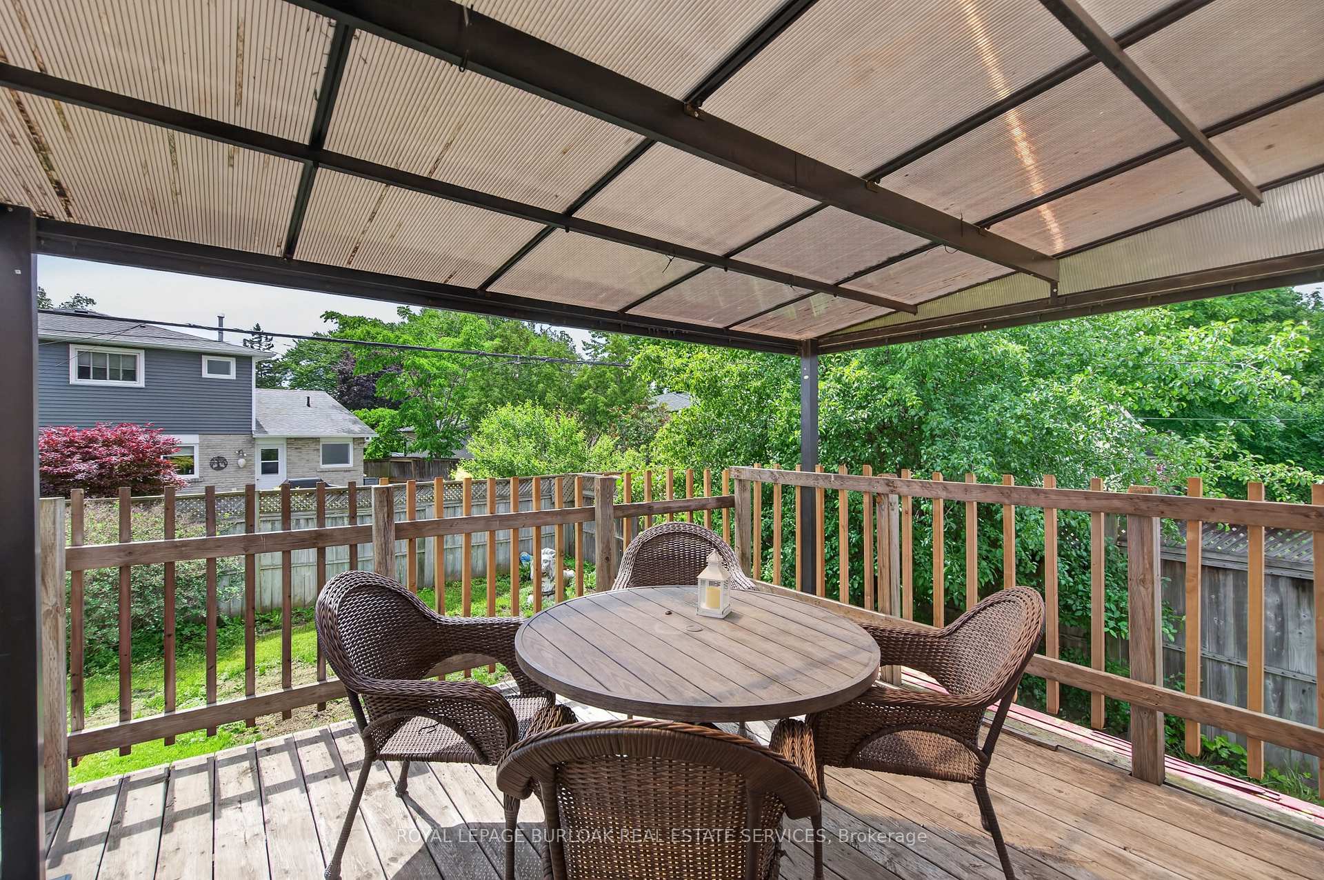 Photo 18 of 236 Hammersmith Court, Burlington, Appleby — HOMEH