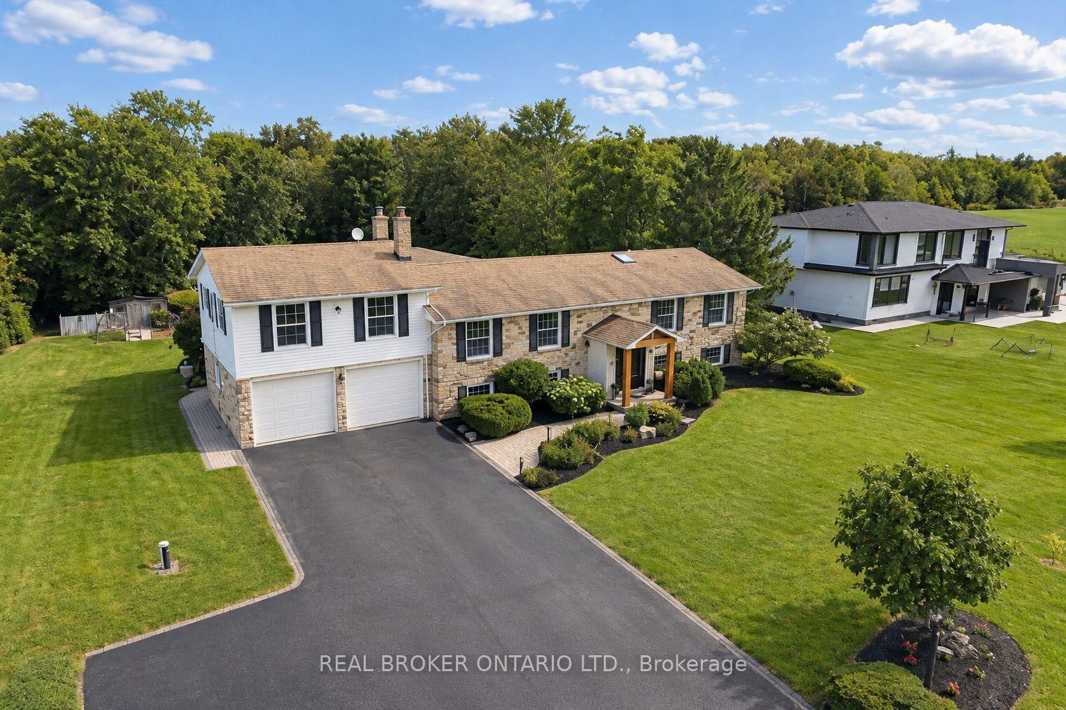 Photo 4 of 4202 Sideroad 1, Burlington, Rural Burlington — HOMEH