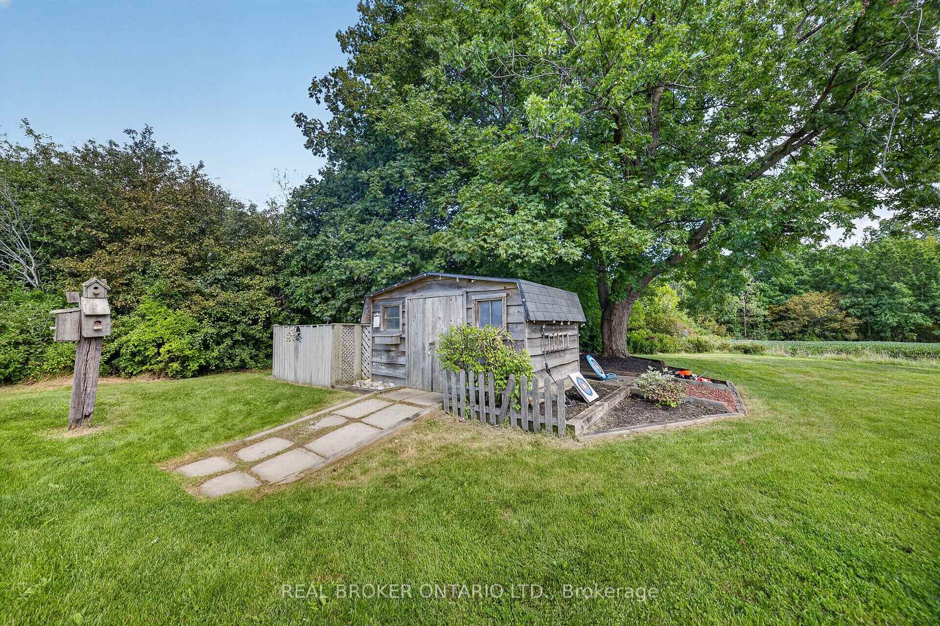 Photo 45 of 4202 Sideroad 1, Burlington, Rural Burlington — HOMEH