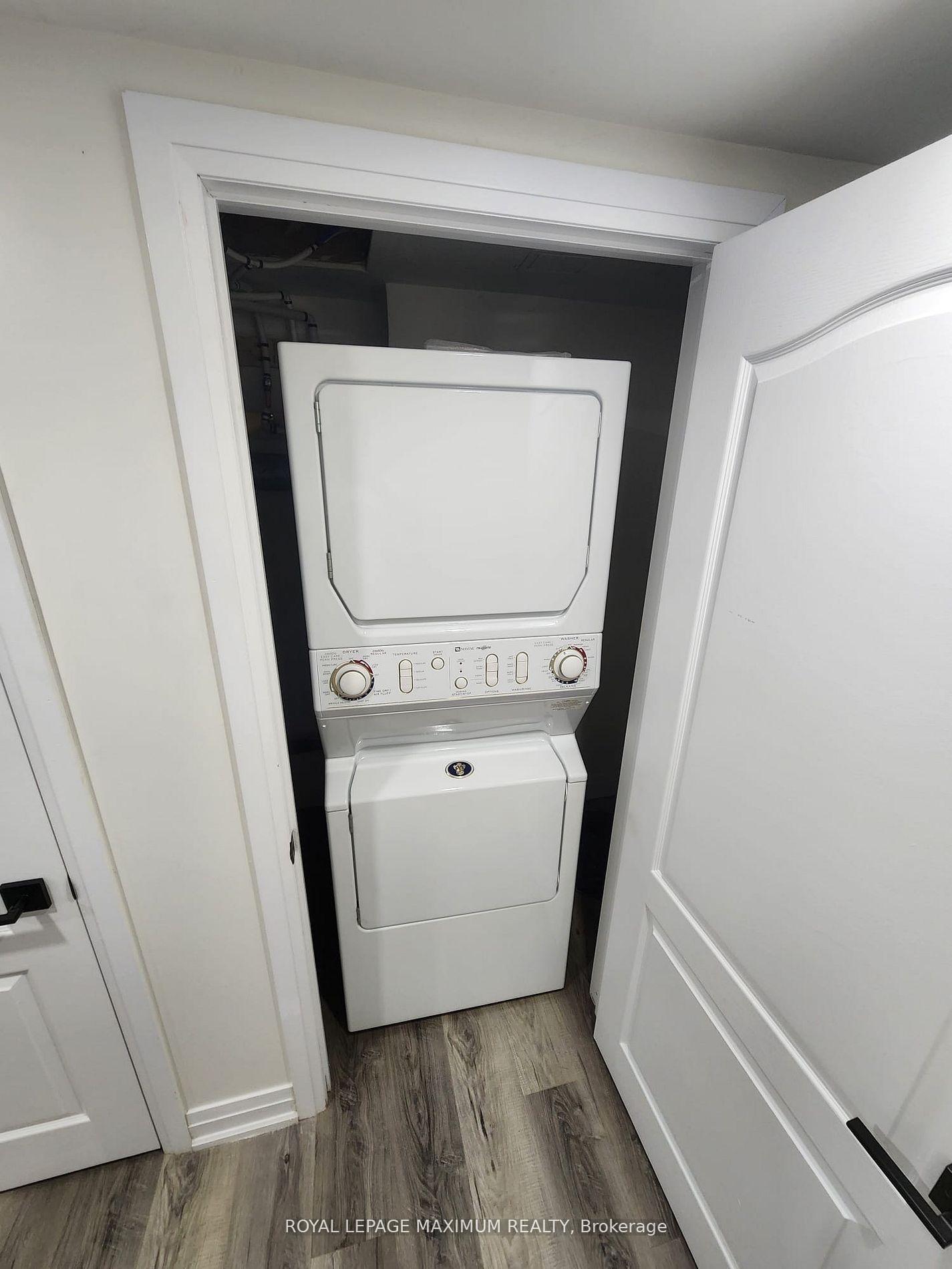 Photo 19 of Unit Upper Level, 8 Lawrence Crescent, Brampton, Bram East — HOMEH