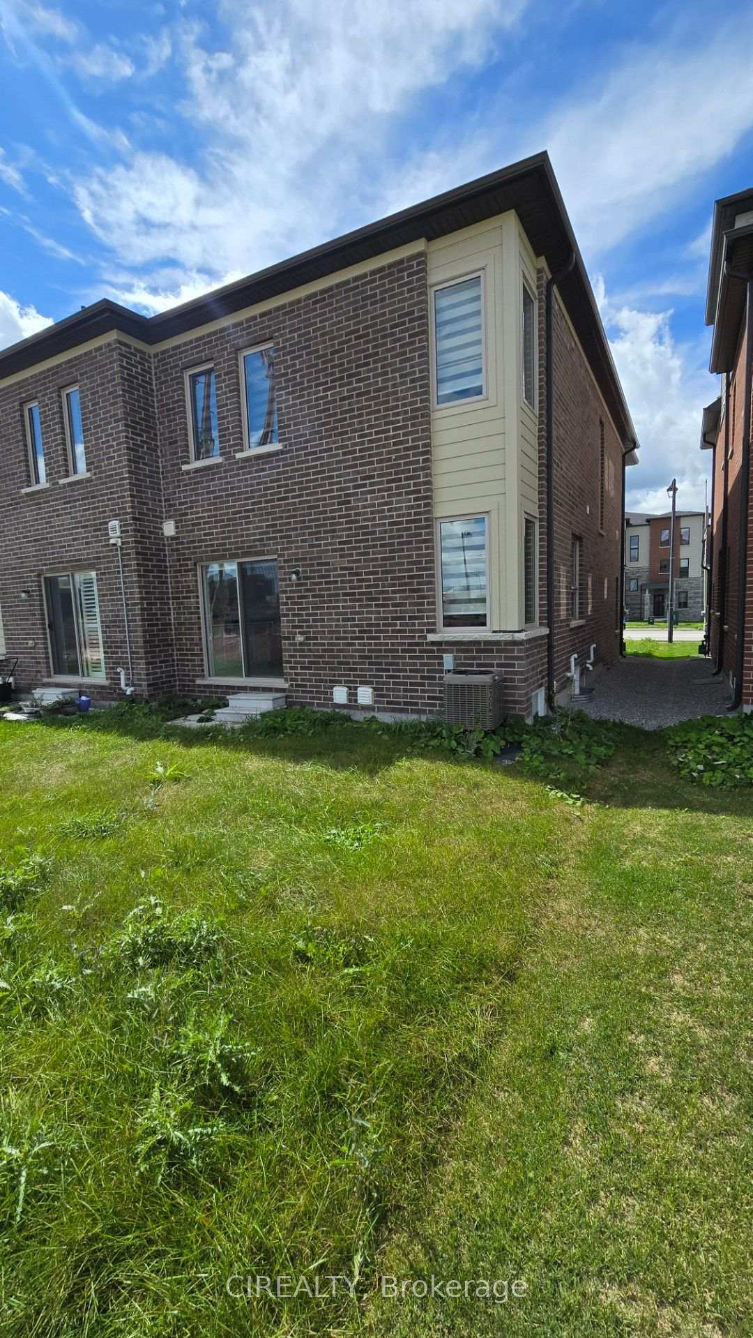 Photo 13 of 170 William Booth Avenue, Newmarket, Woodland Hill — HOMEH