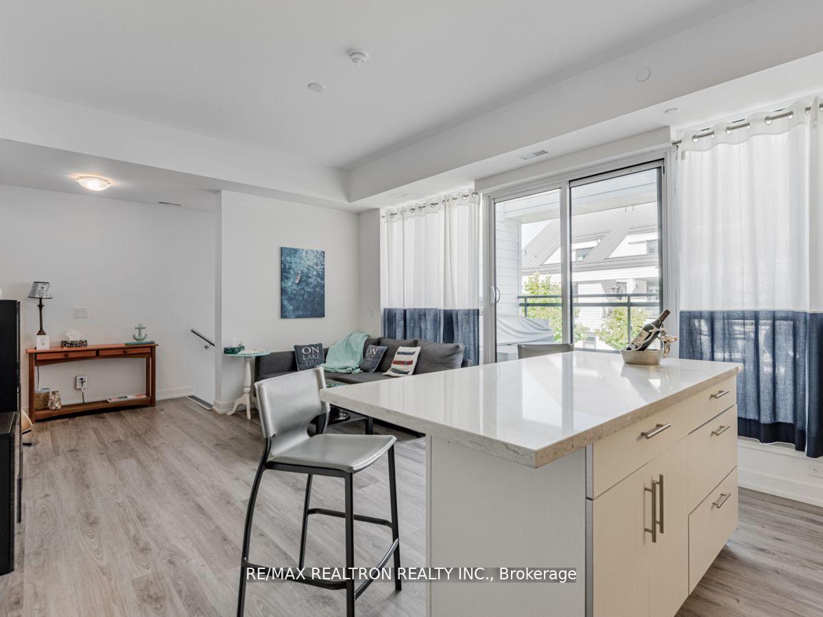 Photo 4 of Unit 22, 247 Broward Way, Innisfil, Rural Innisfil — HOMEH