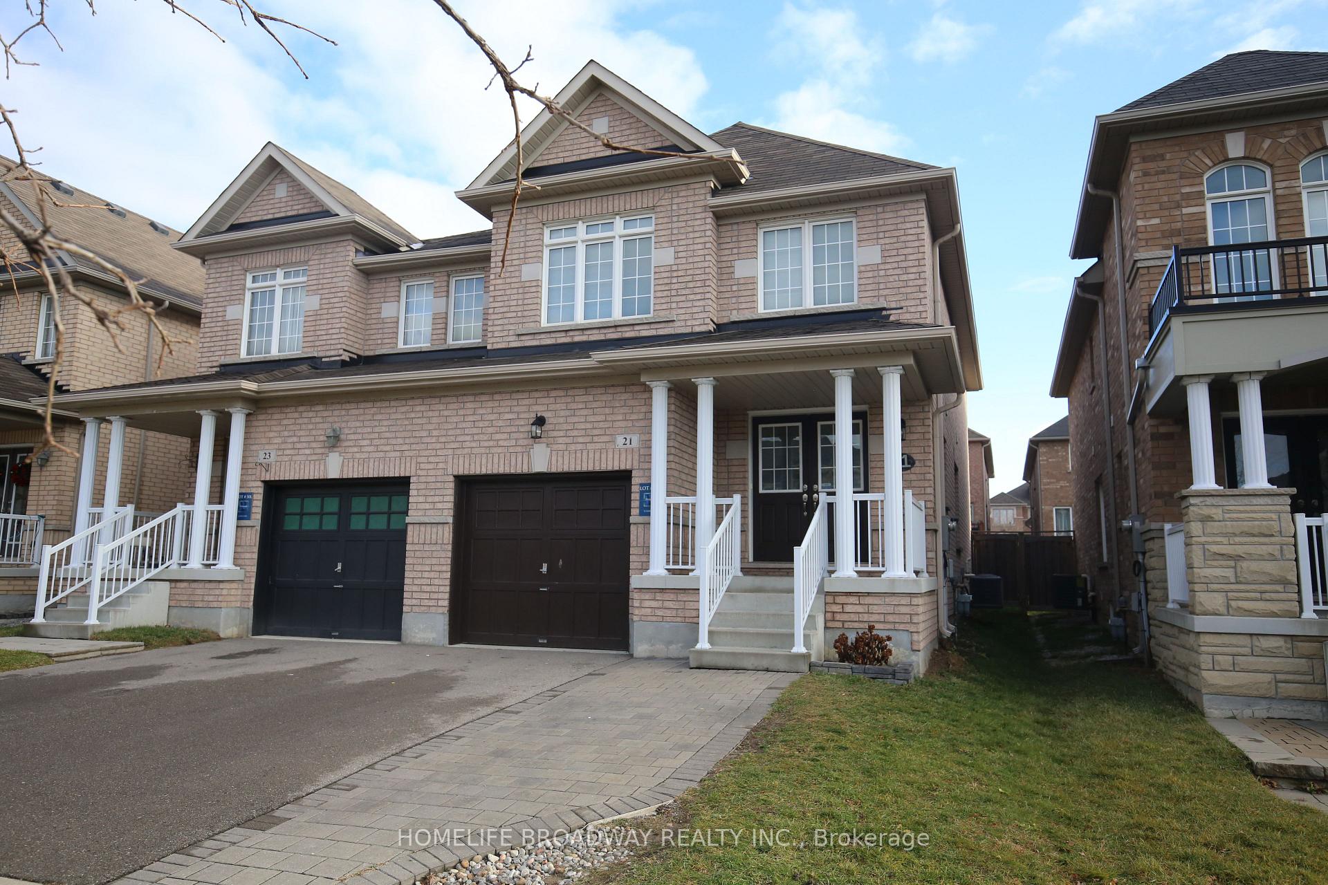 Photo 1 of 21 Barli Crescent, Vaughan, Patterson — HOMEH
