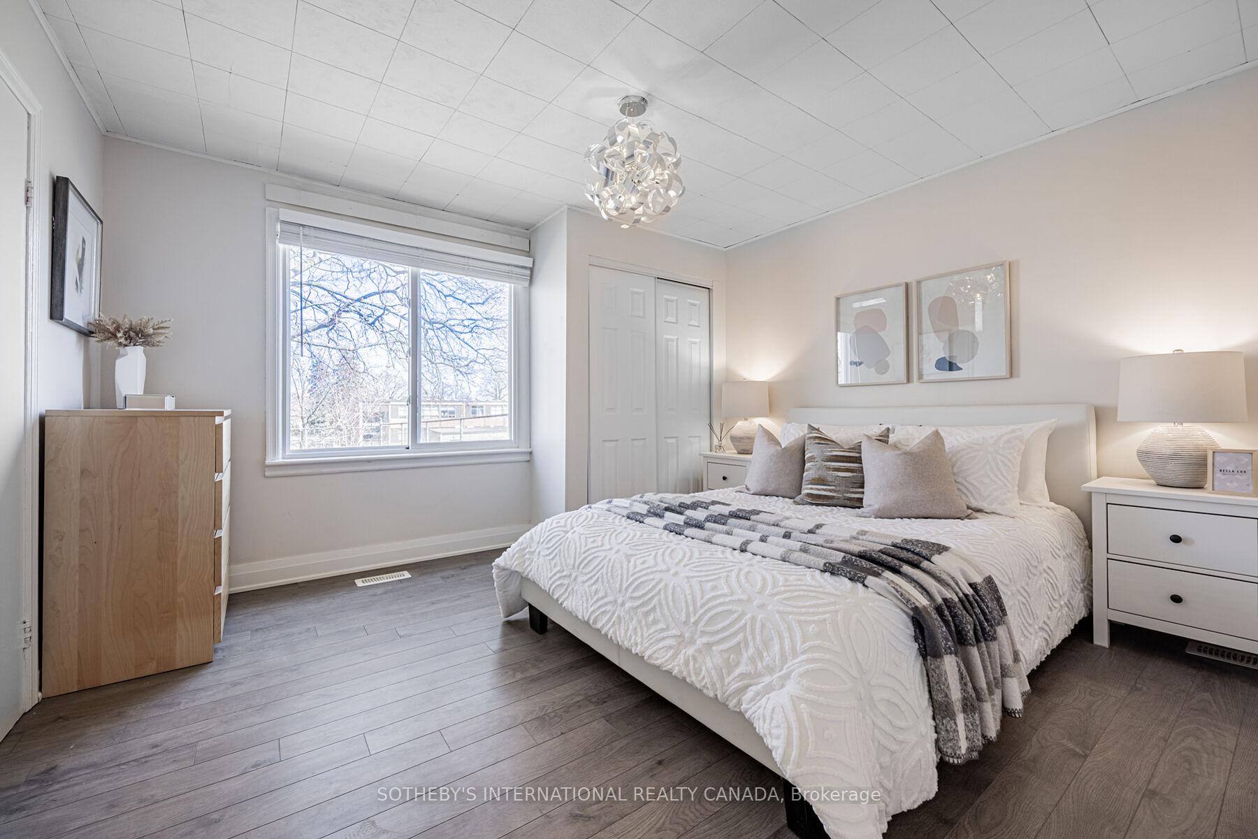 Photo 15 of 4075A Lawrence Avenue E, Scarborough, West Hill — HOMEH