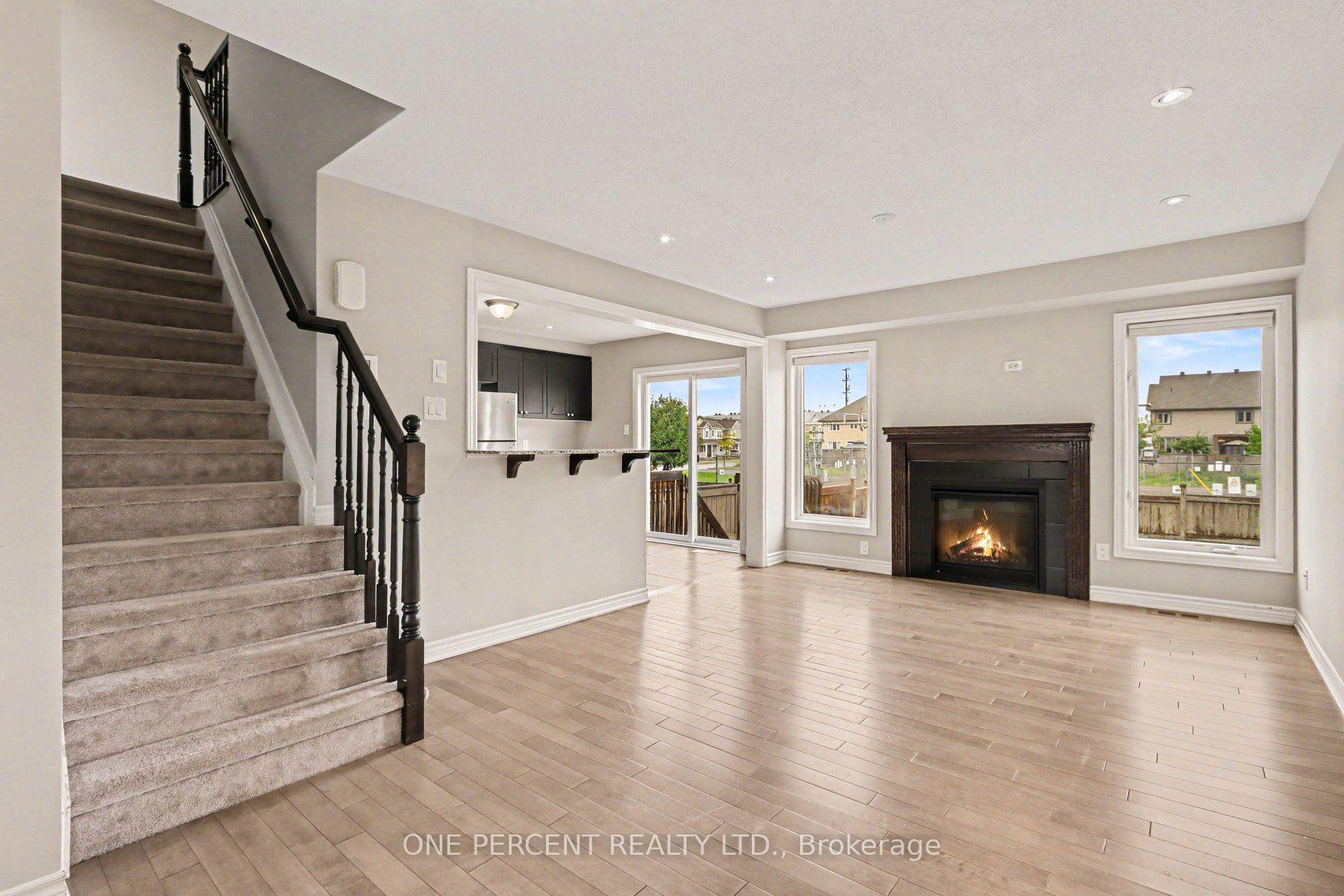 Photo 3 of 110 Santolina Street, Ottawa, Stittsville (North) — HOMEH