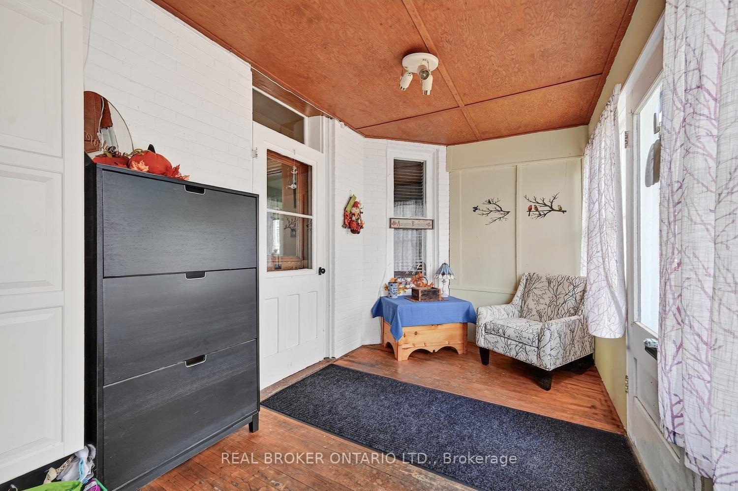 Photo 5 of 27 Abel Street, Smiths Falls, Smiths Falls — HOMEH