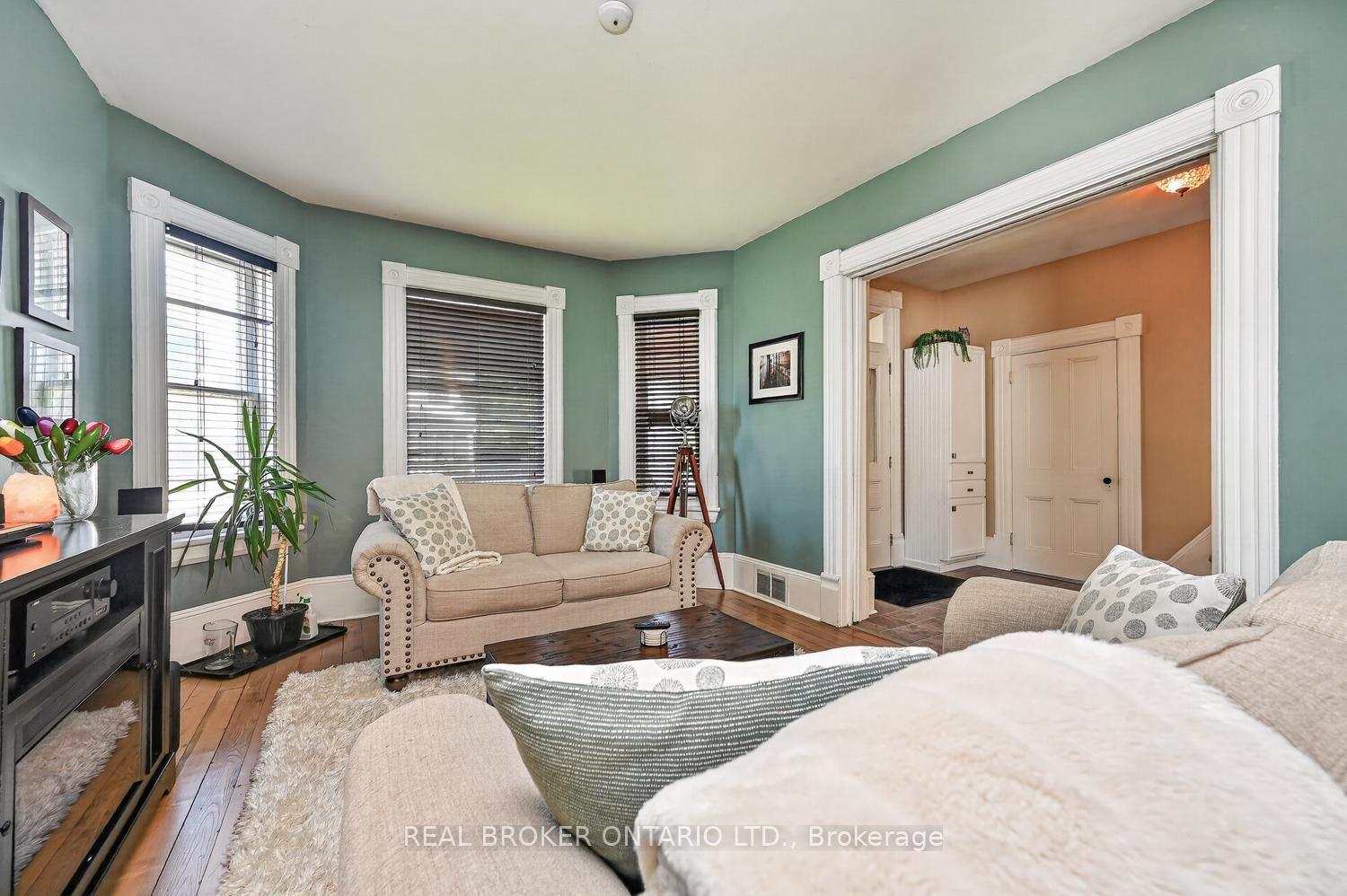 Photo 10 of 27 Abel Street, Smiths Falls, Smiths Falls — HOMEH