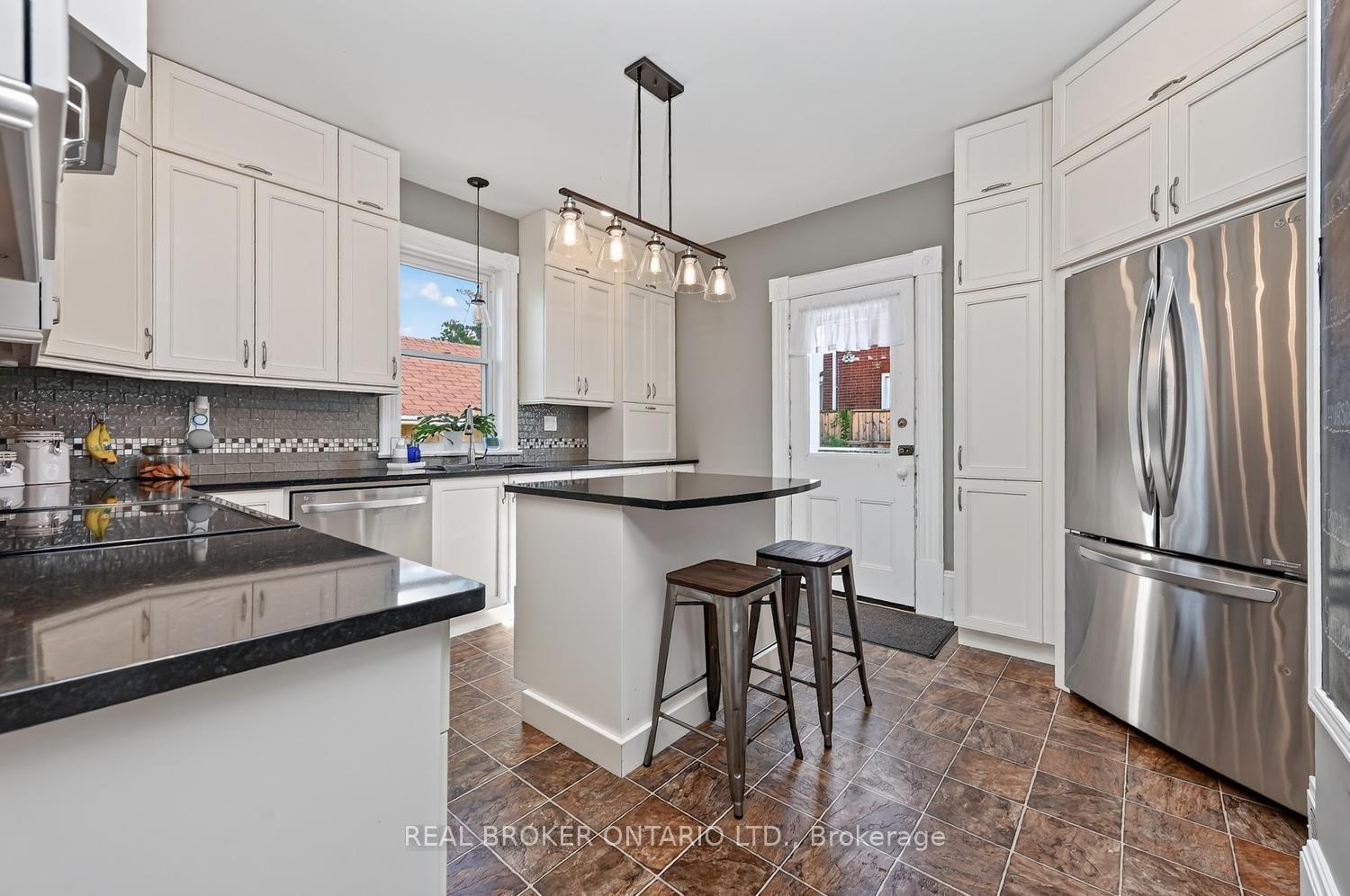 Photo 13 of 27 Abel Street, Smiths Falls, Smiths Falls — HOMEH