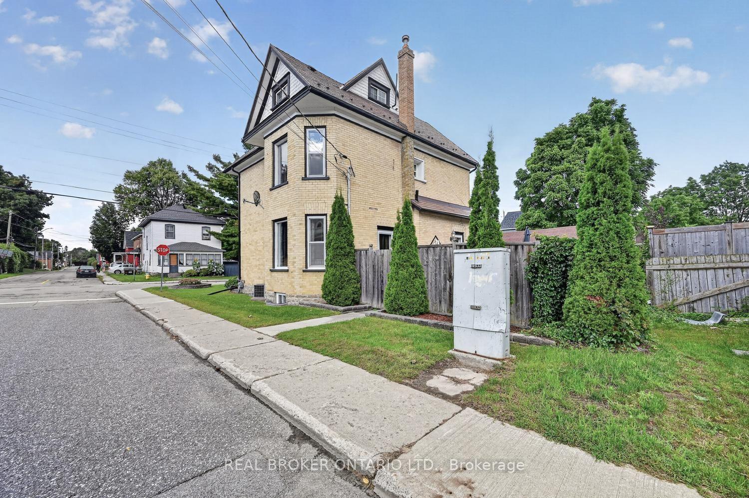 Photo 46 of 27 Abel Street, Smiths Falls, Smiths Falls — HOMEH