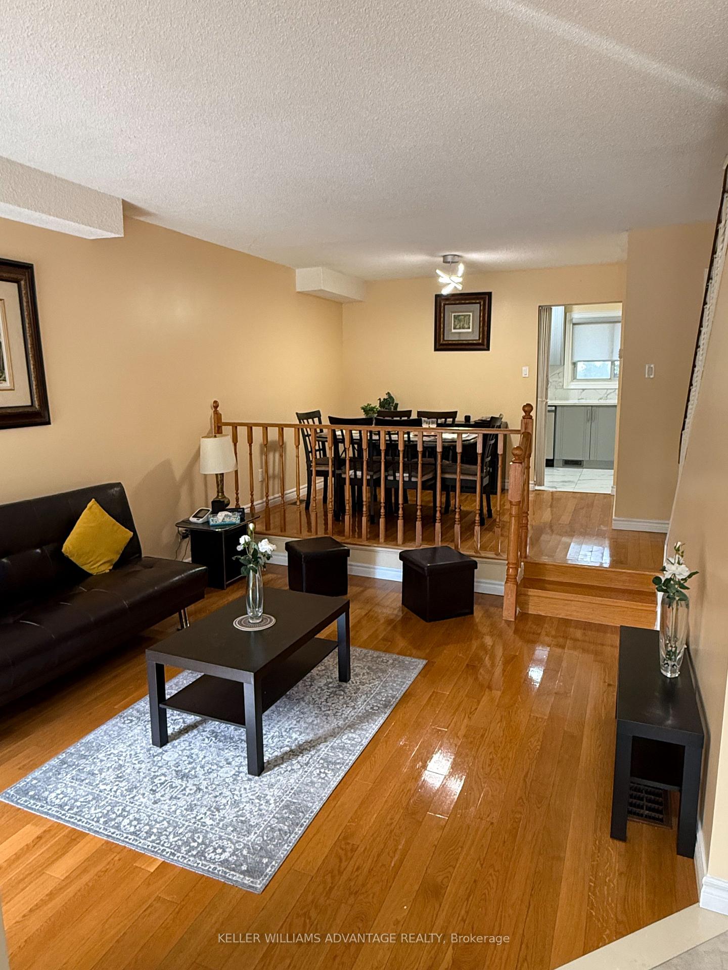 Photo 3 of 174 Homestead Road, Scarborough, West Hill — HOMEH