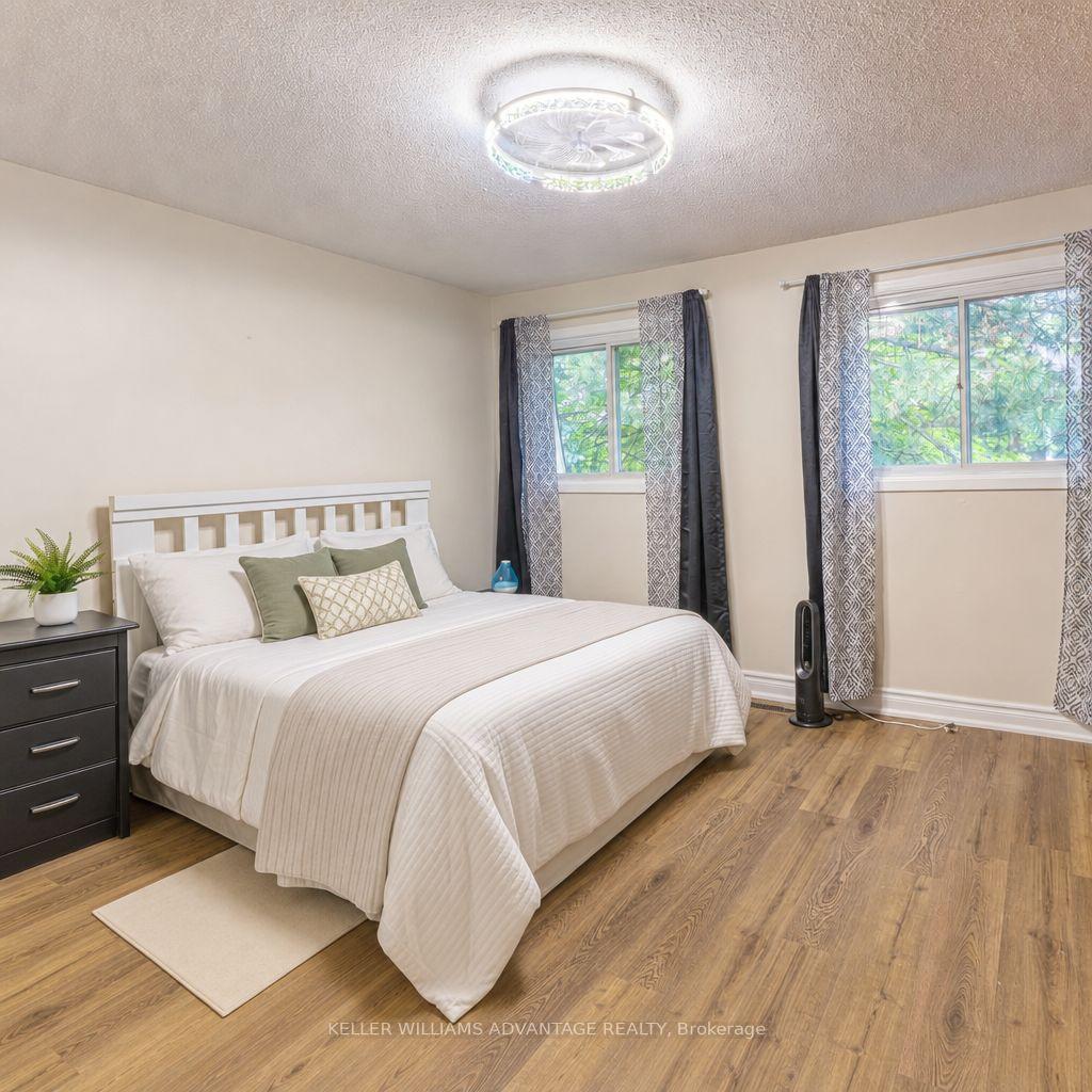 Photo 12 of 174 Homestead Road, Scarborough, West Hill — HOMEH