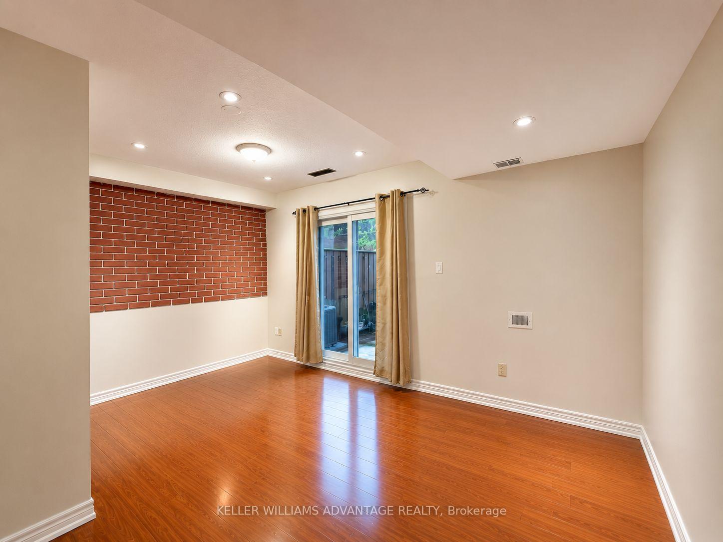 Photo 18 of 174 Homestead Road, Scarborough, West Hill — HOMEH