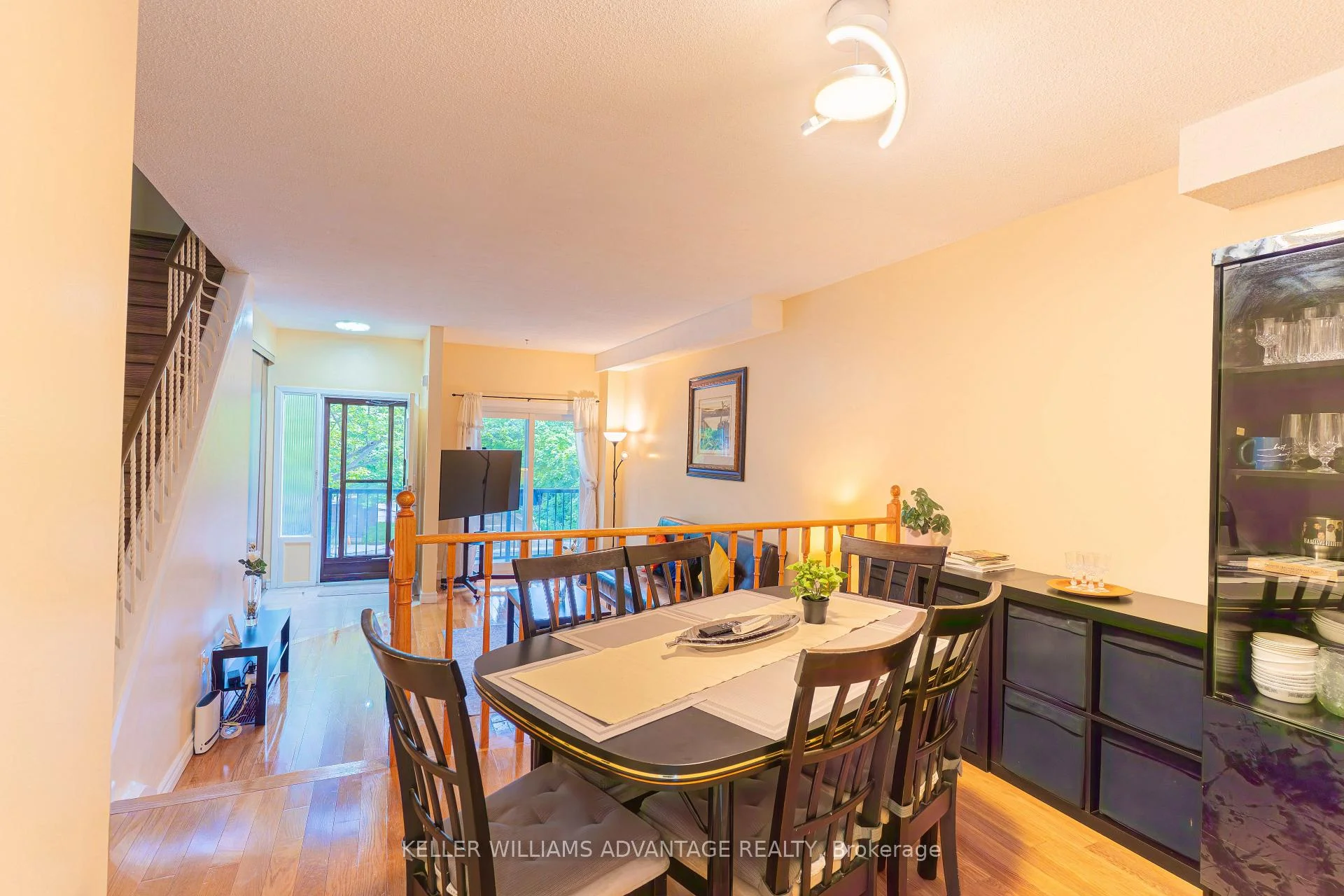 Photo 8 of 174 Homestead Road, Scarborough, West Hill — HOMEH