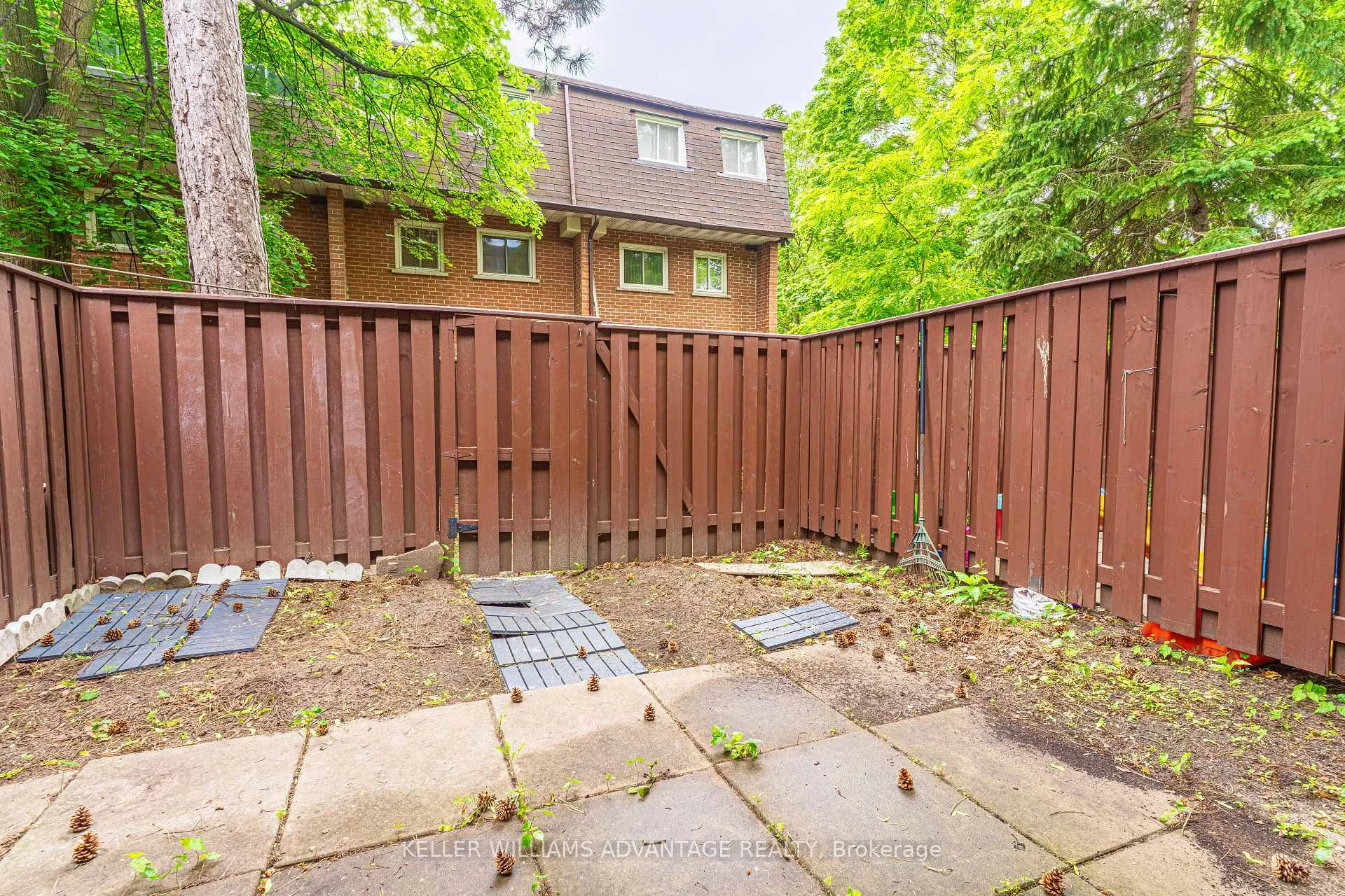 Photo 21 of 174 Homestead Road, Scarborough, West Hill — HOMEH
