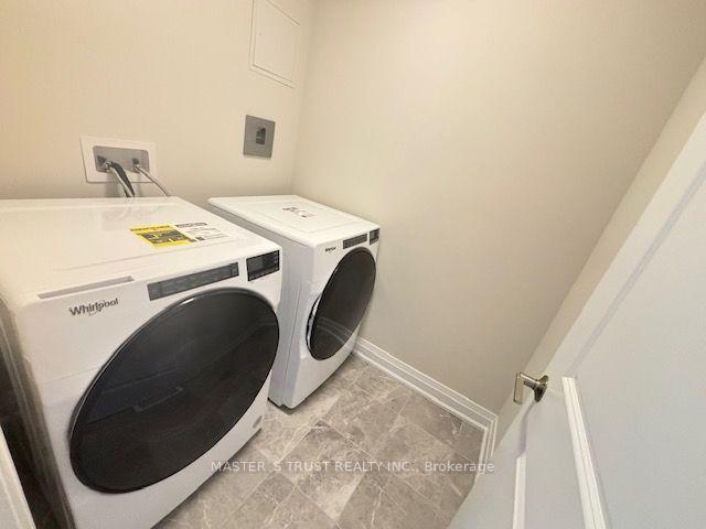 Photo 4 of 949 Grosbeak Trail, Pickering, Rural Pickering — HOMEH