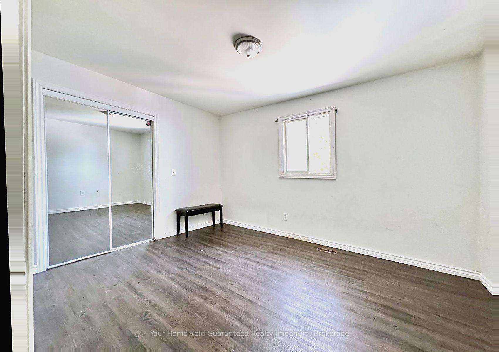 Photo 8 of Unit Upper (B), 59 Queenston Street, St. Catharines, E. Chester — HOMEH