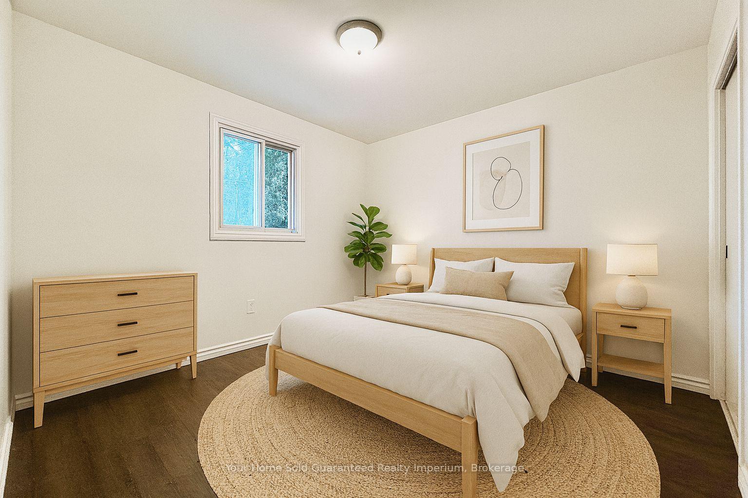 Photo 10 of Unit Upper (B), 59 Queenston Street, St. Catharines, E. Chester — HOMEH