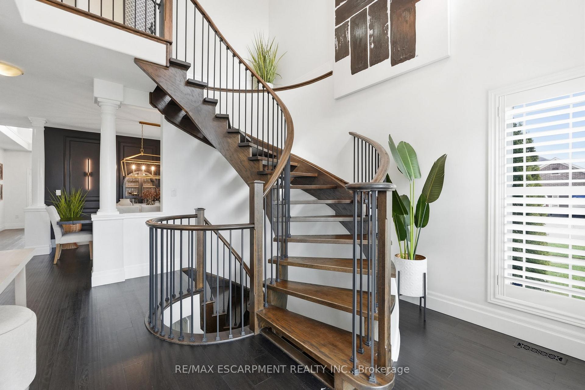Photo 5 of 47 Winners Way, Hamilton, Rural Glanbrook — HOMEH