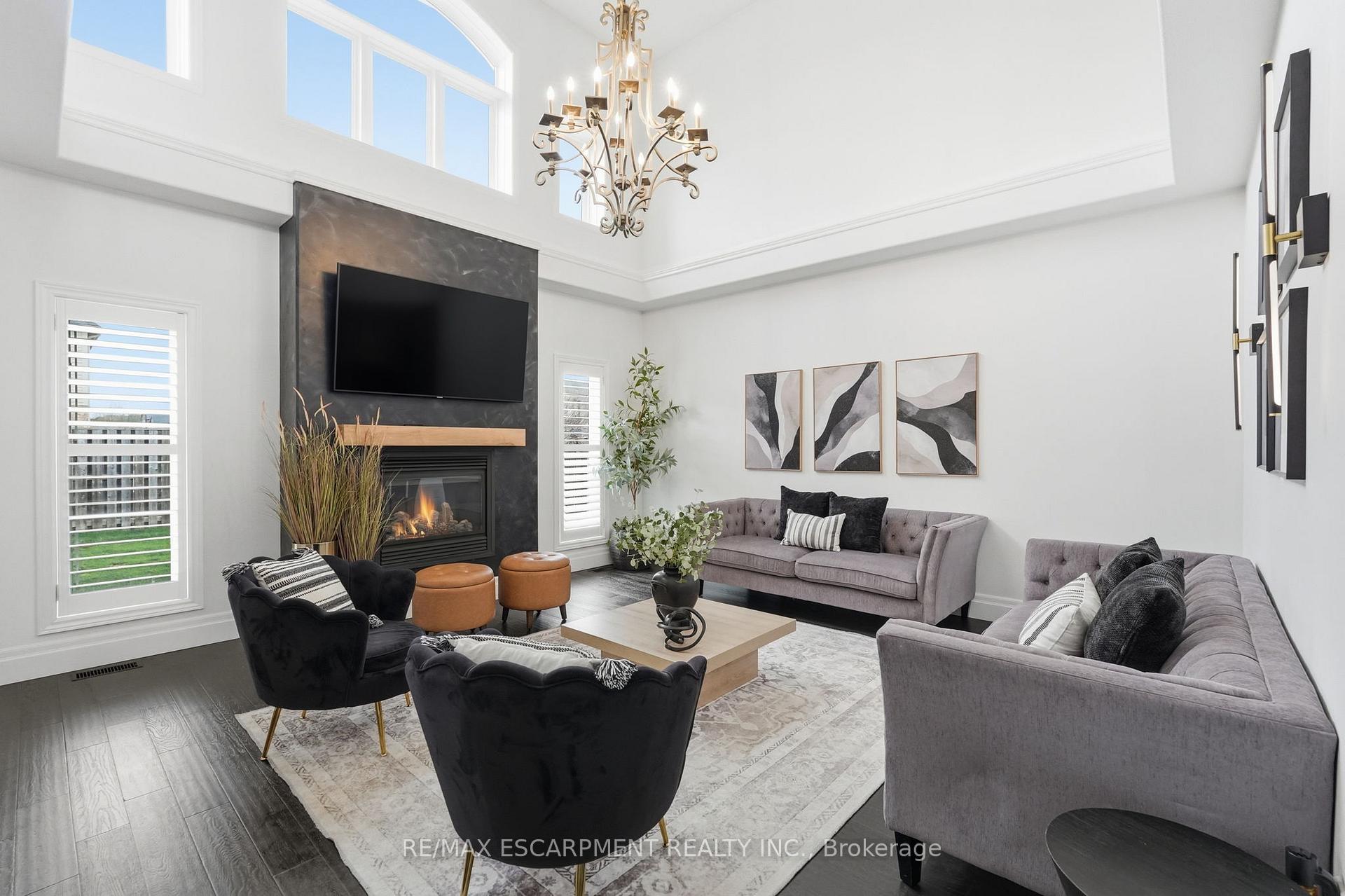 Photo 11 of 47 Winners Way, Hamilton, Rural Glanbrook — HOMEH