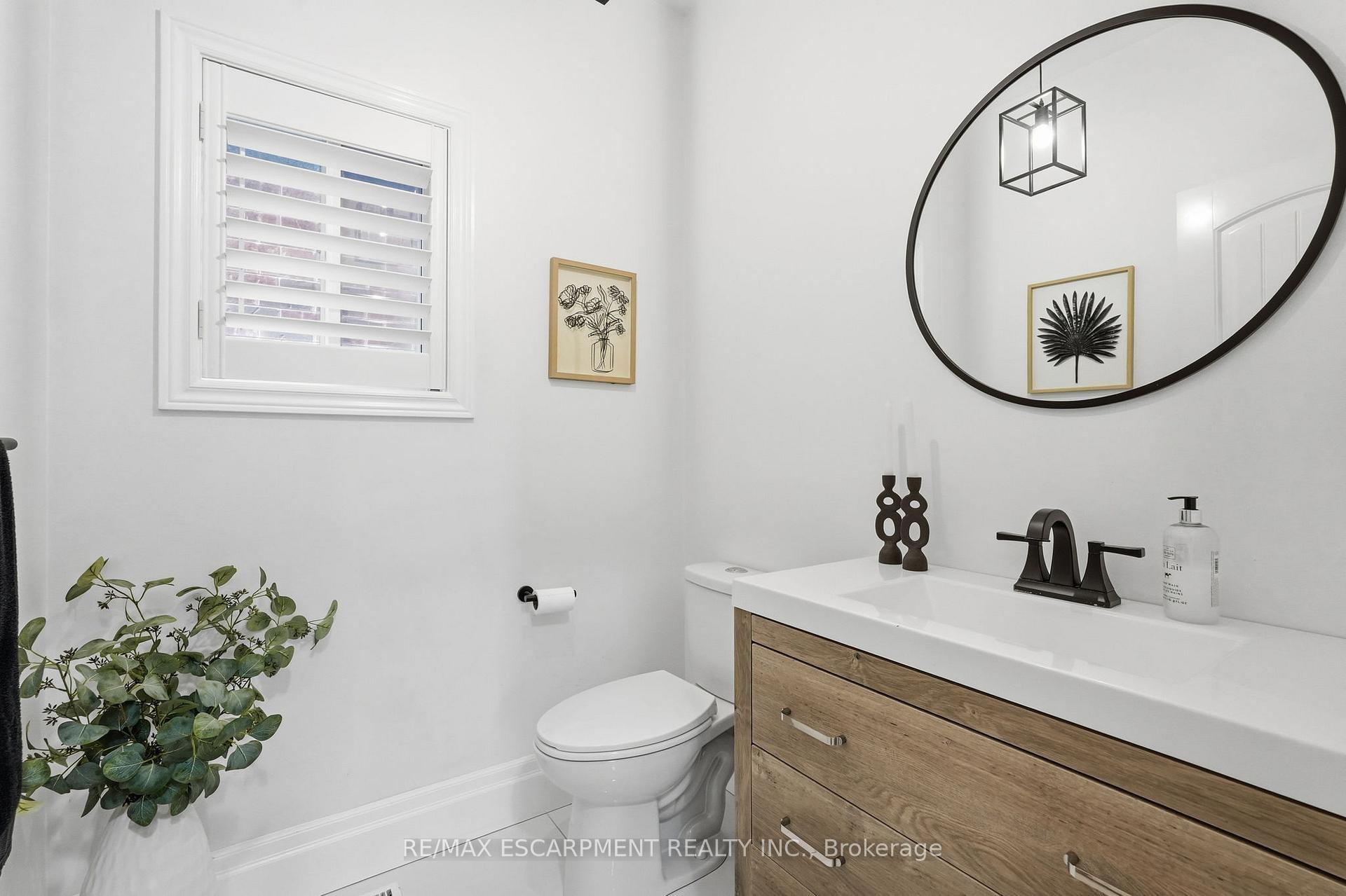 Photo 21 of 47 Winners Way, Hamilton, Rural Glanbrook — HOMEH