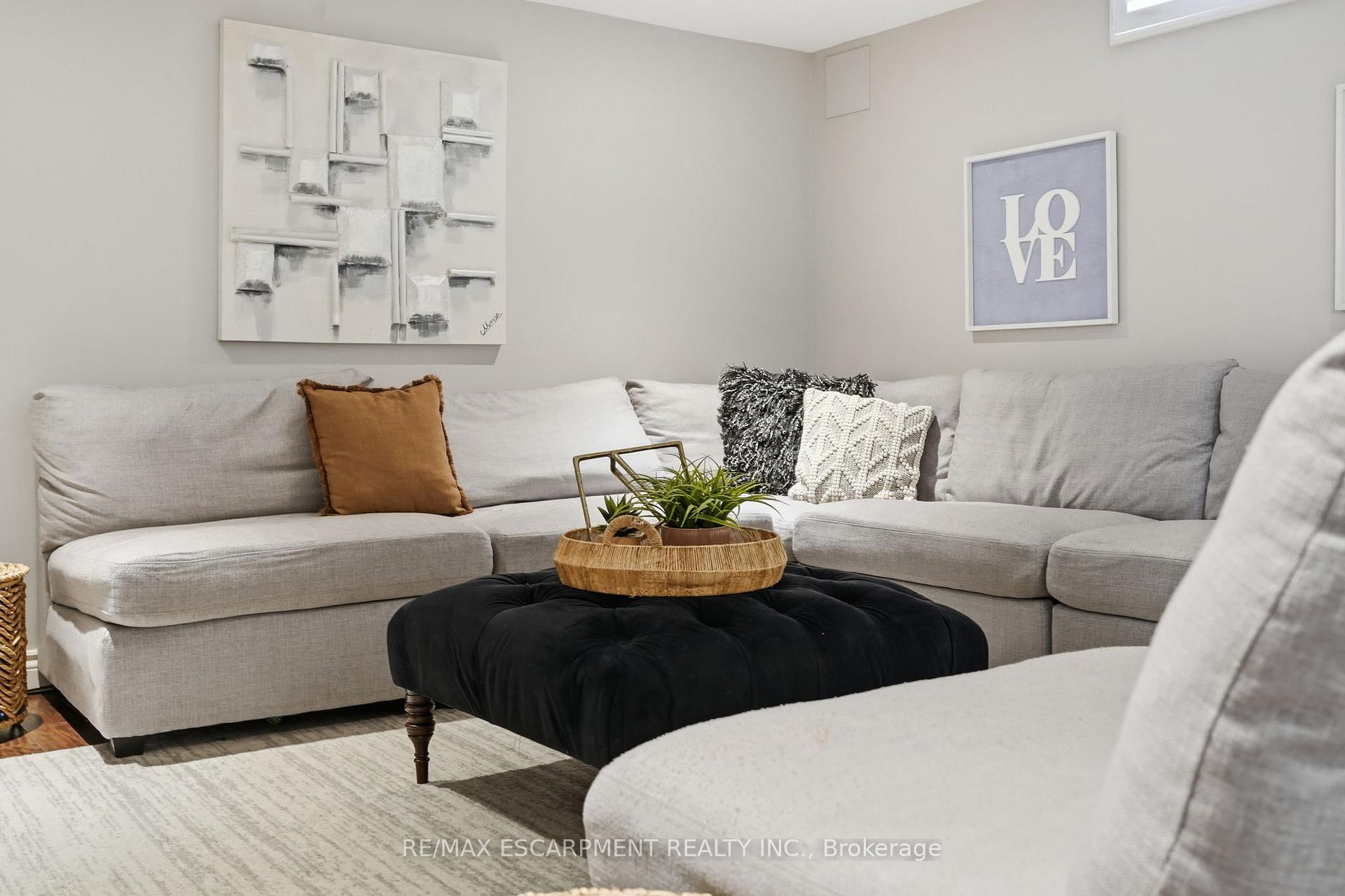 Photo 41 of 47 Winners Way, Hamilton, Rural Glanbrook — HOMEH
