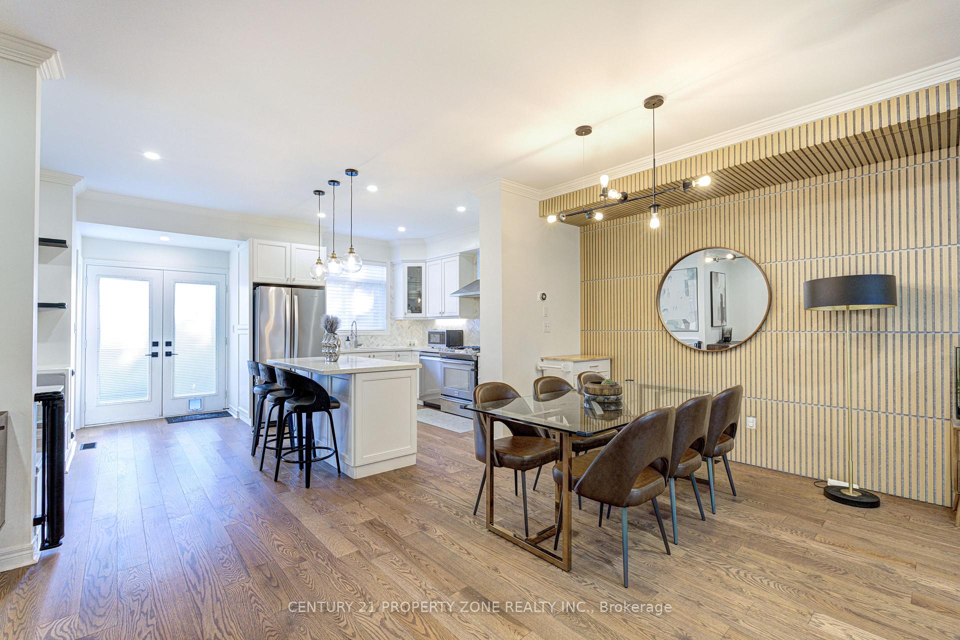 Photo 17 of 89 Milton Street, Etobicoke, Mimico — HOMEH