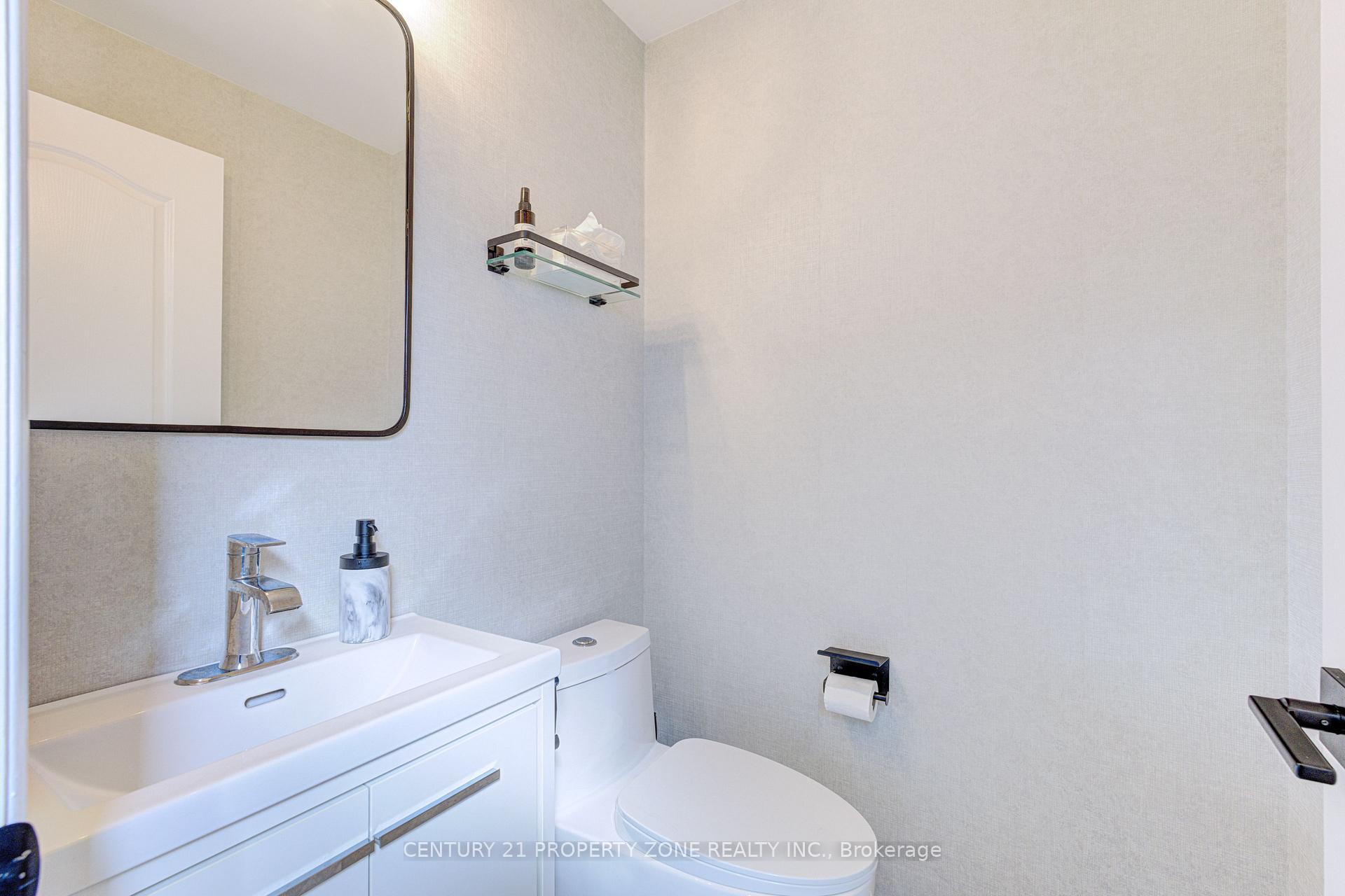Photo 21 of 89 Milton Street, Etobicoke, Mimico — HOMEH