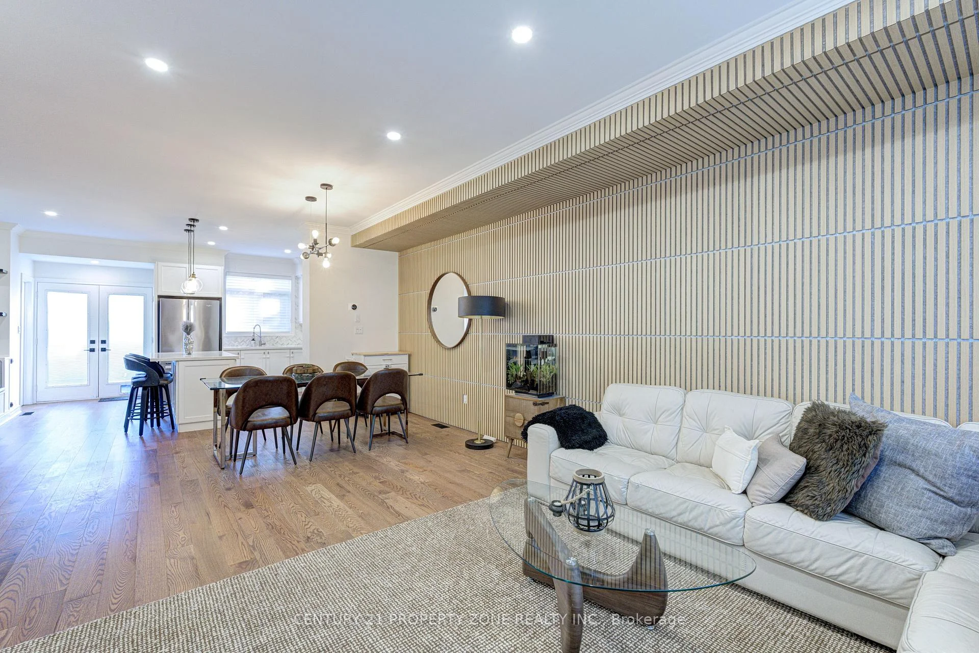 Photo 16 of 89 Milton Street, Etobicoke, Mimico — HOMEH