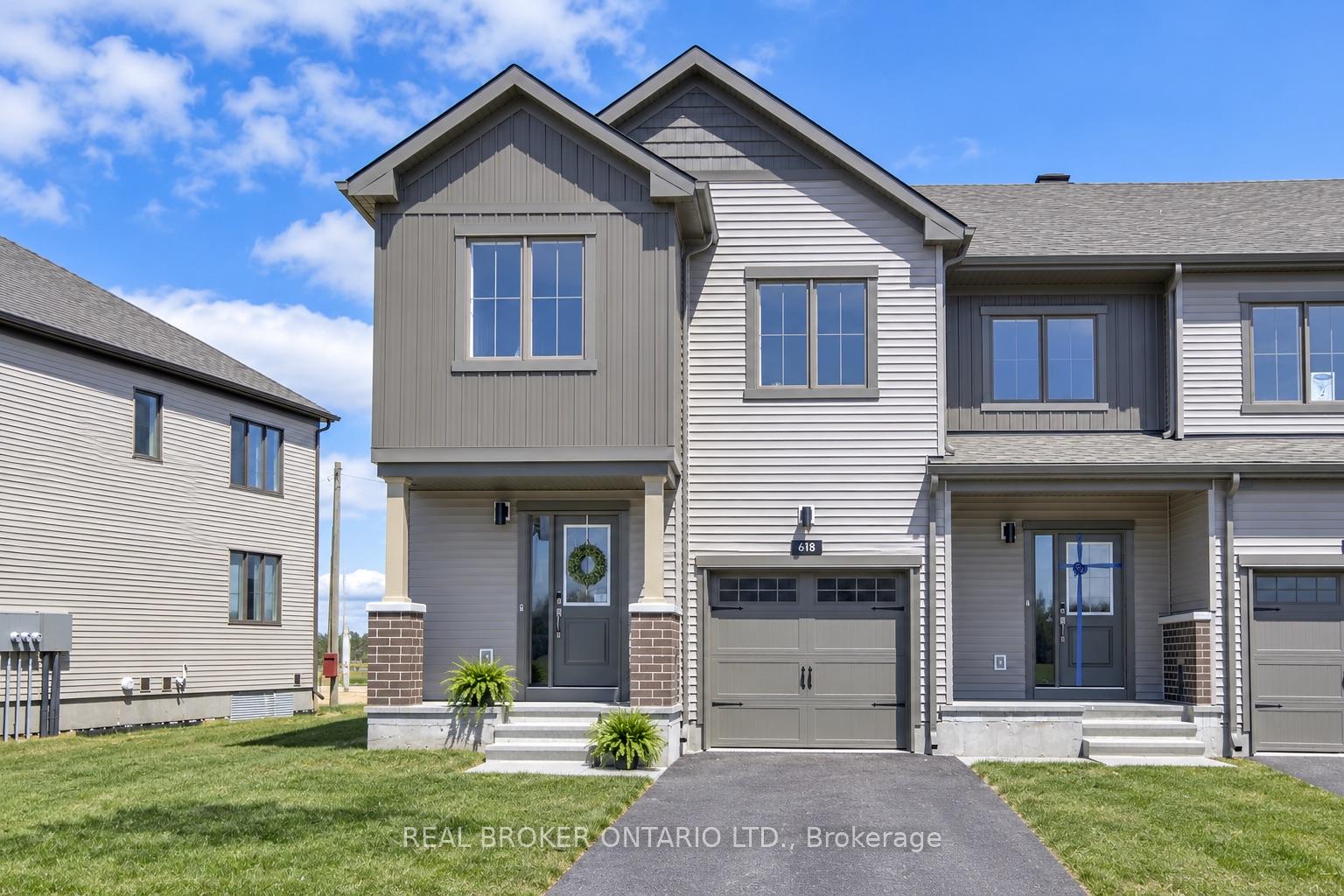 Front of 618 Keatons Way W
