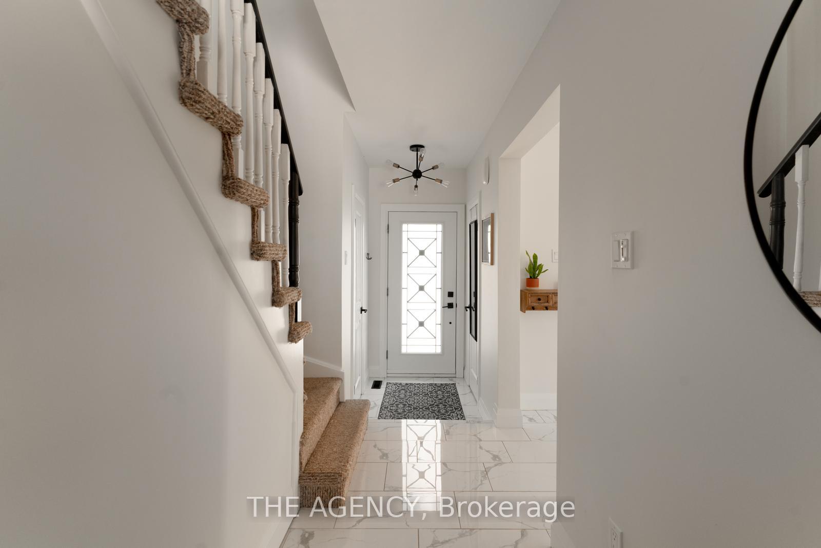 Photo 6 of 26 Harbour Drive, Hamilton, Lakeshore — HOMEH