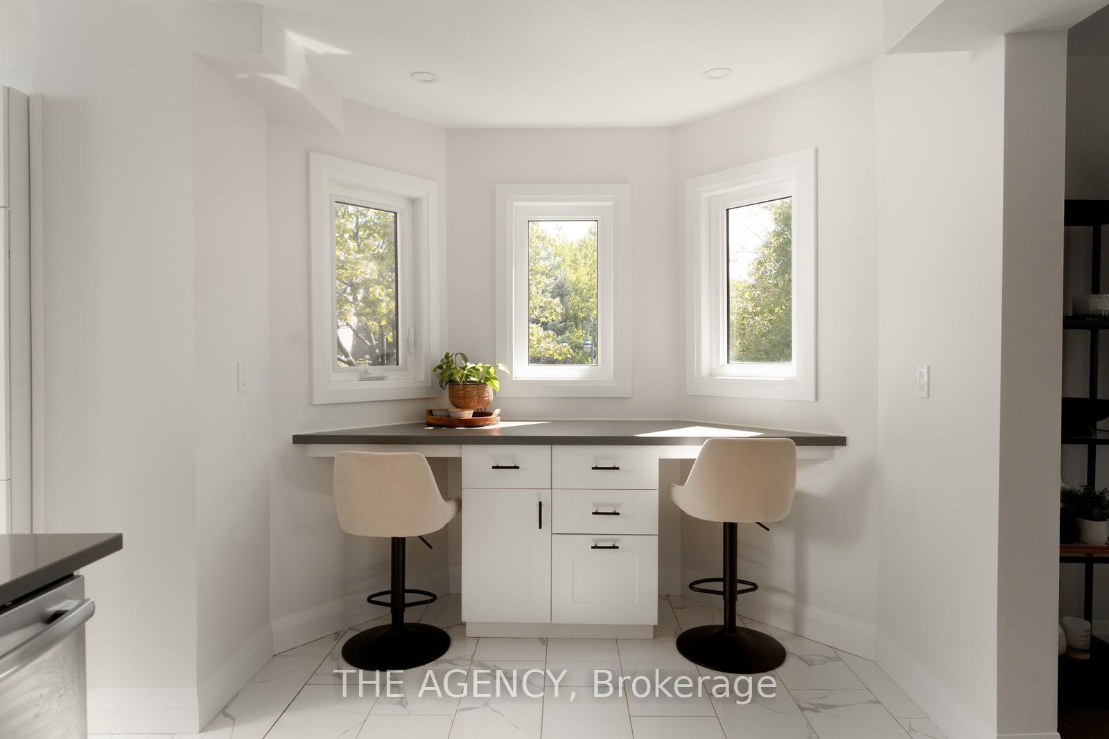 Photo 12 of 26 Harbour Drive, Hamilton, Lakeshore — HOMEH
