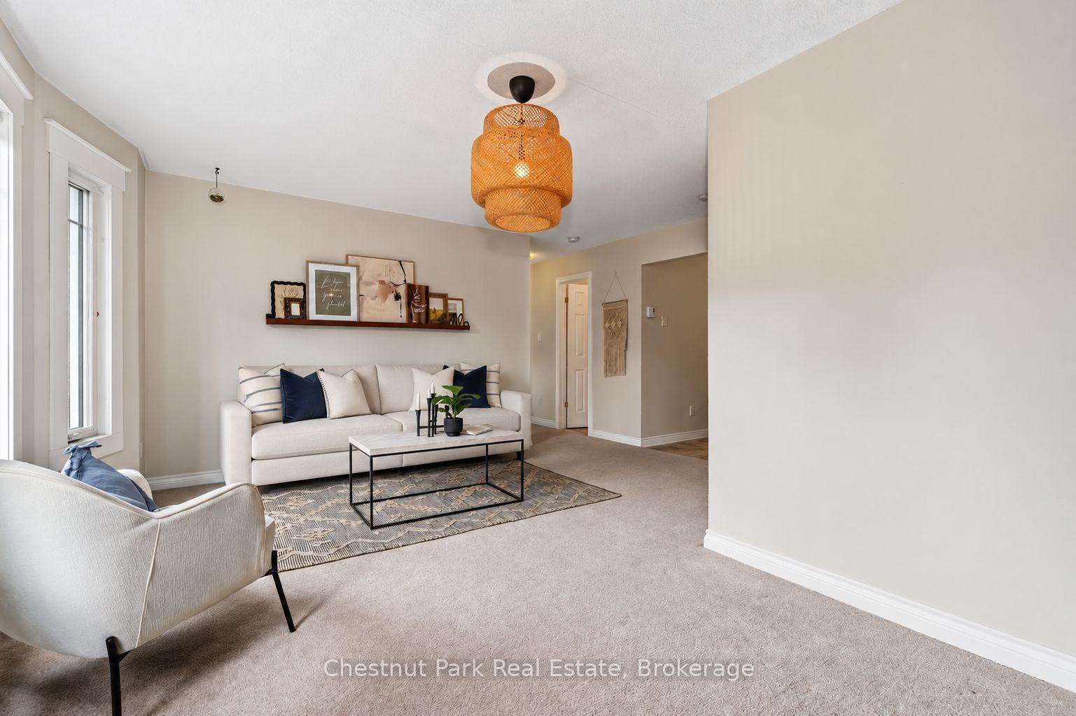 Photo 5 of Unit 302, 661 Cedar Lane, Bracebridge, Macaulay — HOMEH