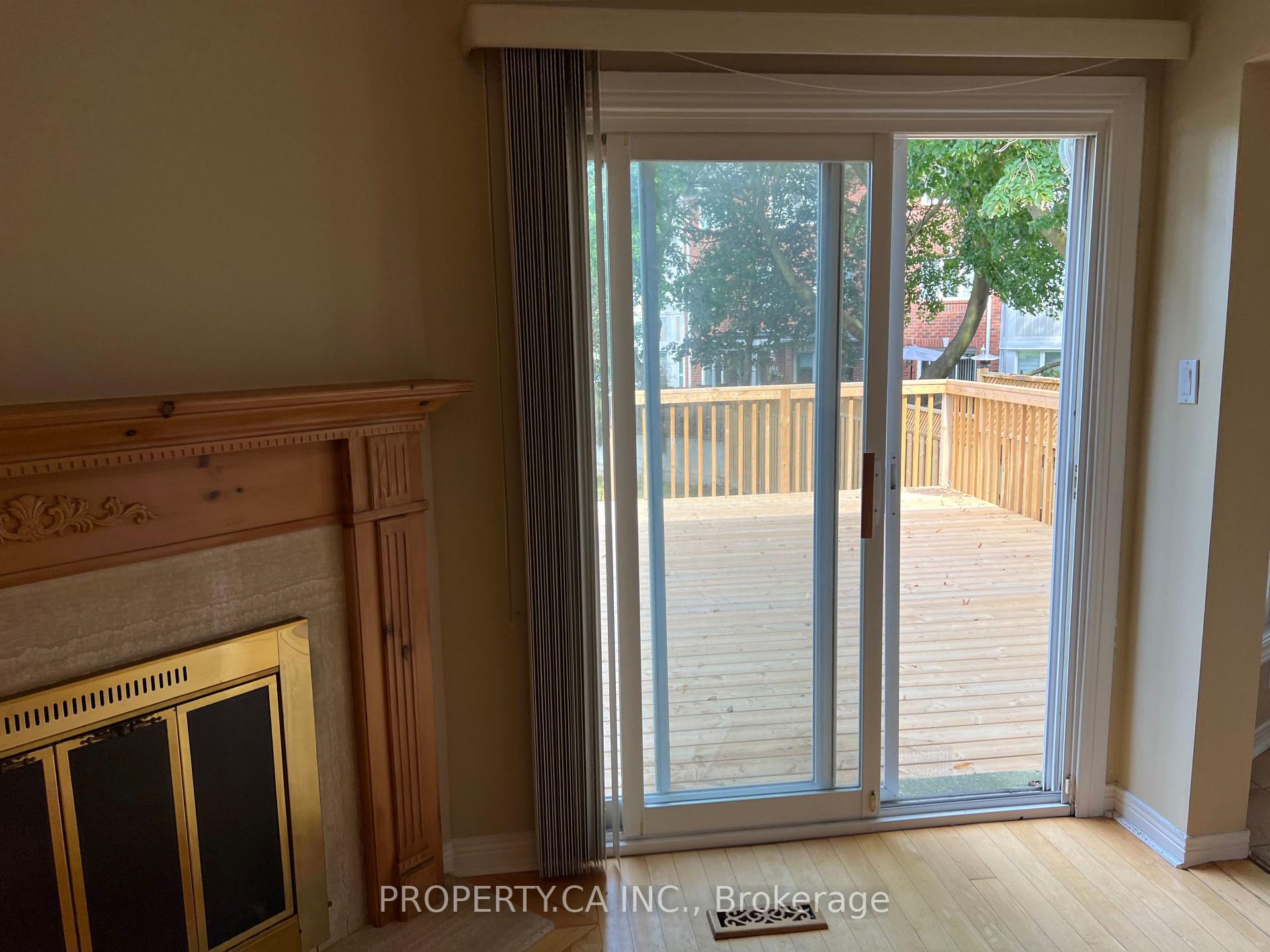 Photo 30 of 32 Brownstone Circle, Vaughan, Crestwood-Springfarm-Yorkhill — HOMEH