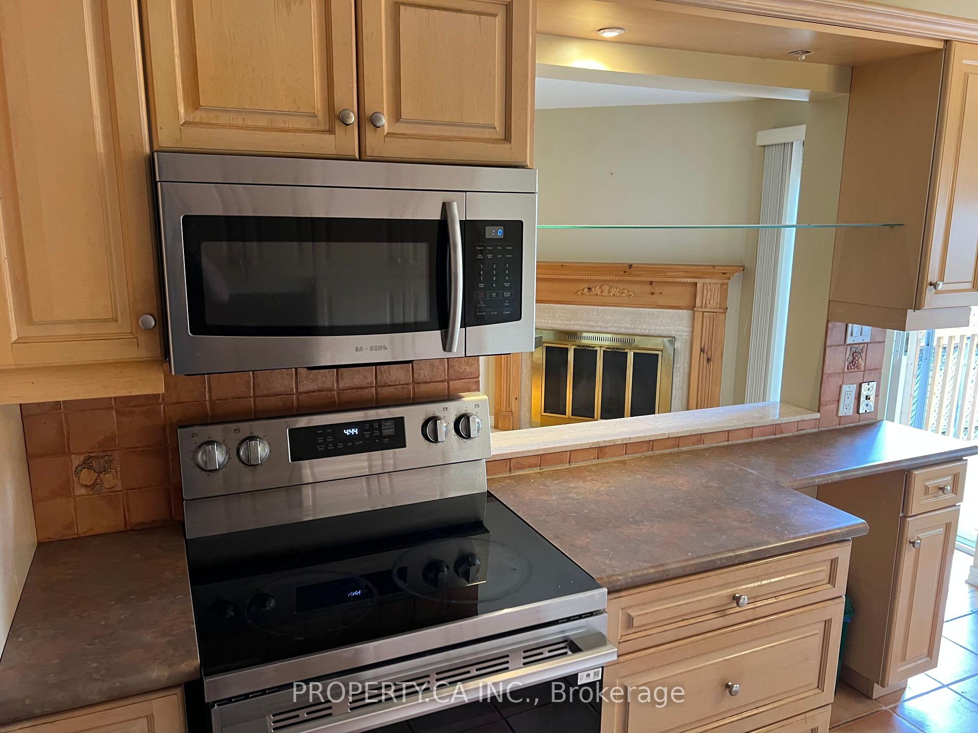 Photo 50 of 32 Brownstone Circle, Vaughan, Crestwood-Springfarm-Yorkhill — HOMEH
