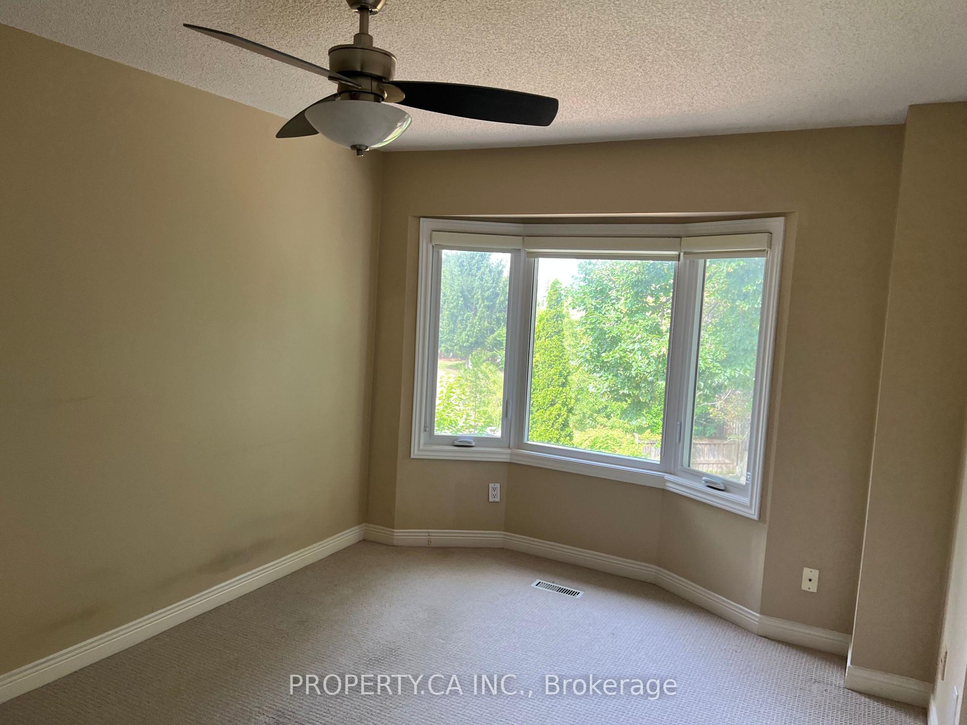 Photo 70 of 32 Brownstone Circle, Vaughan, Crestwood-Springfarm-Yorkhill — HOMEH